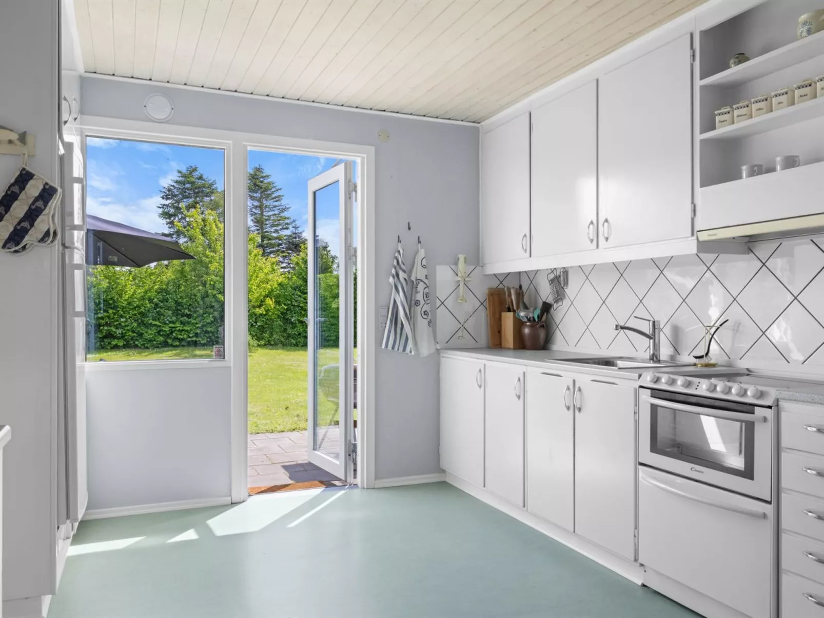 "Nis" - 250m from the sea-Binnen