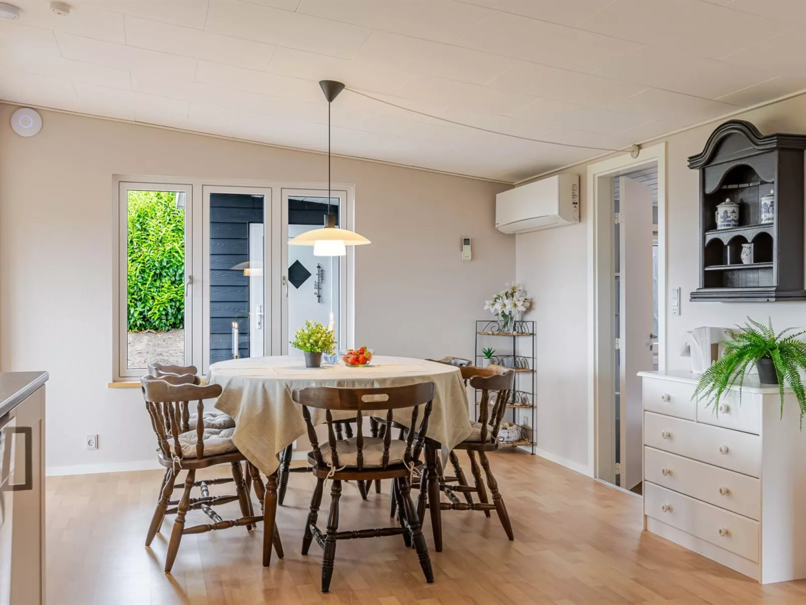 "Gyda" - 350m from the sea-Binnen