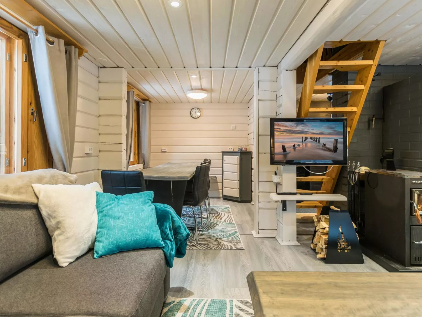 Villa tintinmaja-Binnen