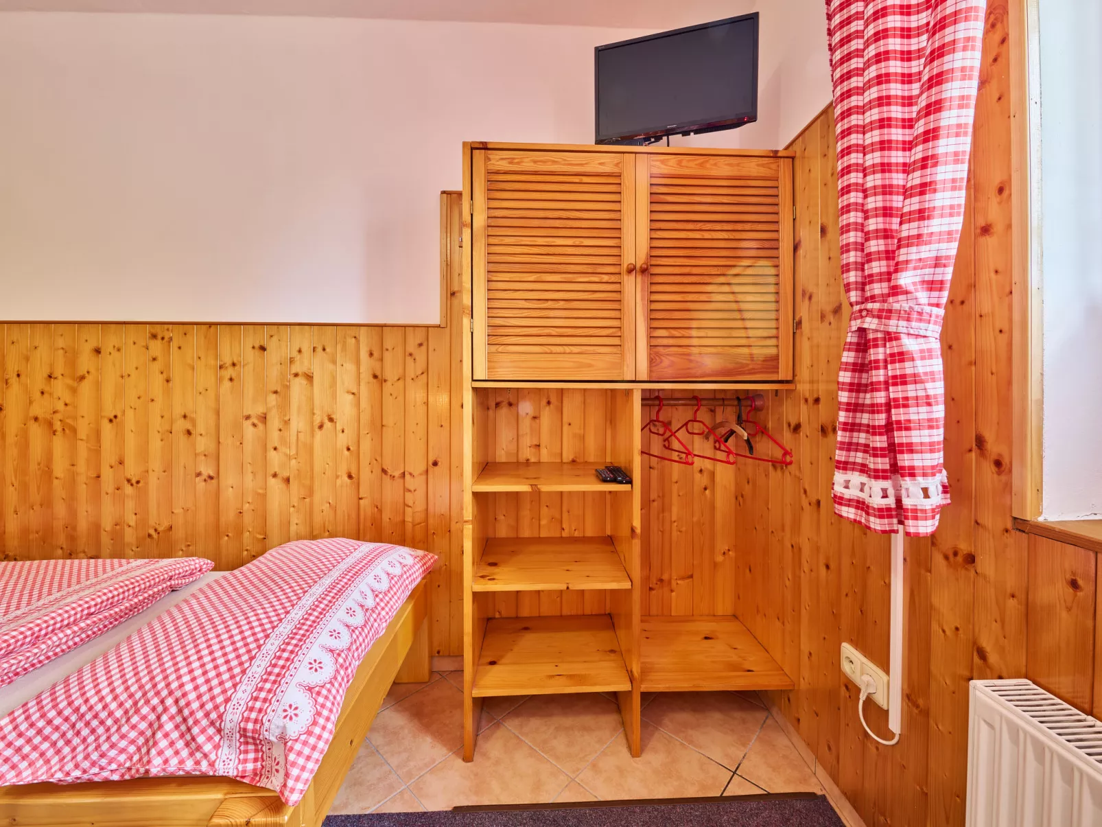 U Švýcarského dvora I-Binnen