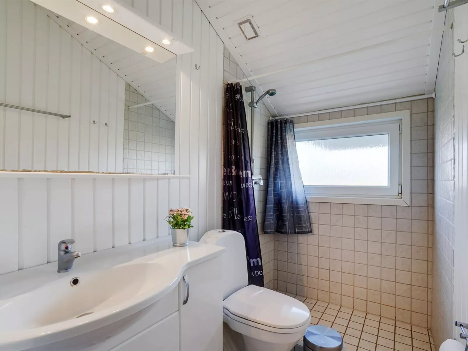 "Gritt" - 400m from the sea-Binnen