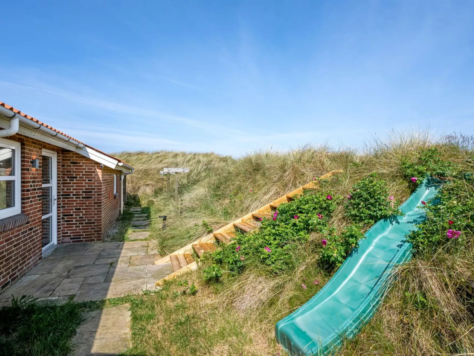 "Ema" - 500m from the sea-Buiten