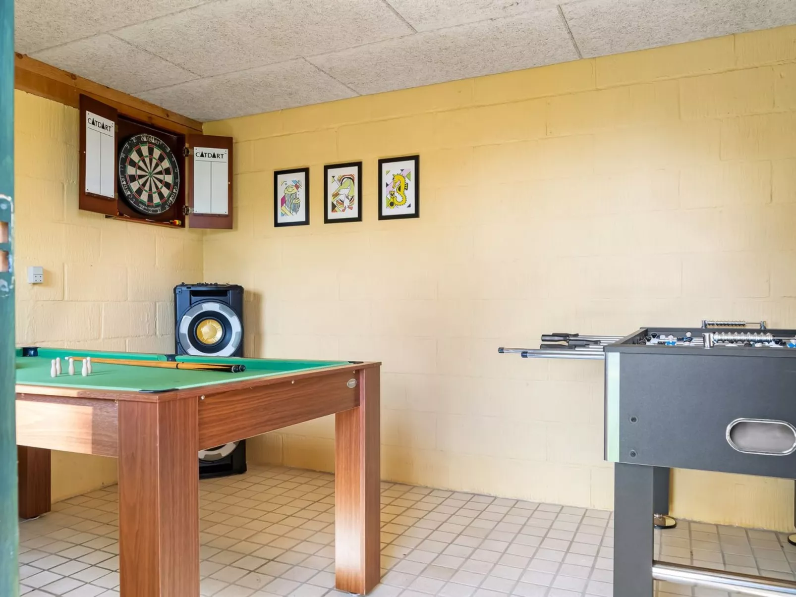 "Lillan" -  from the sea-Binnen