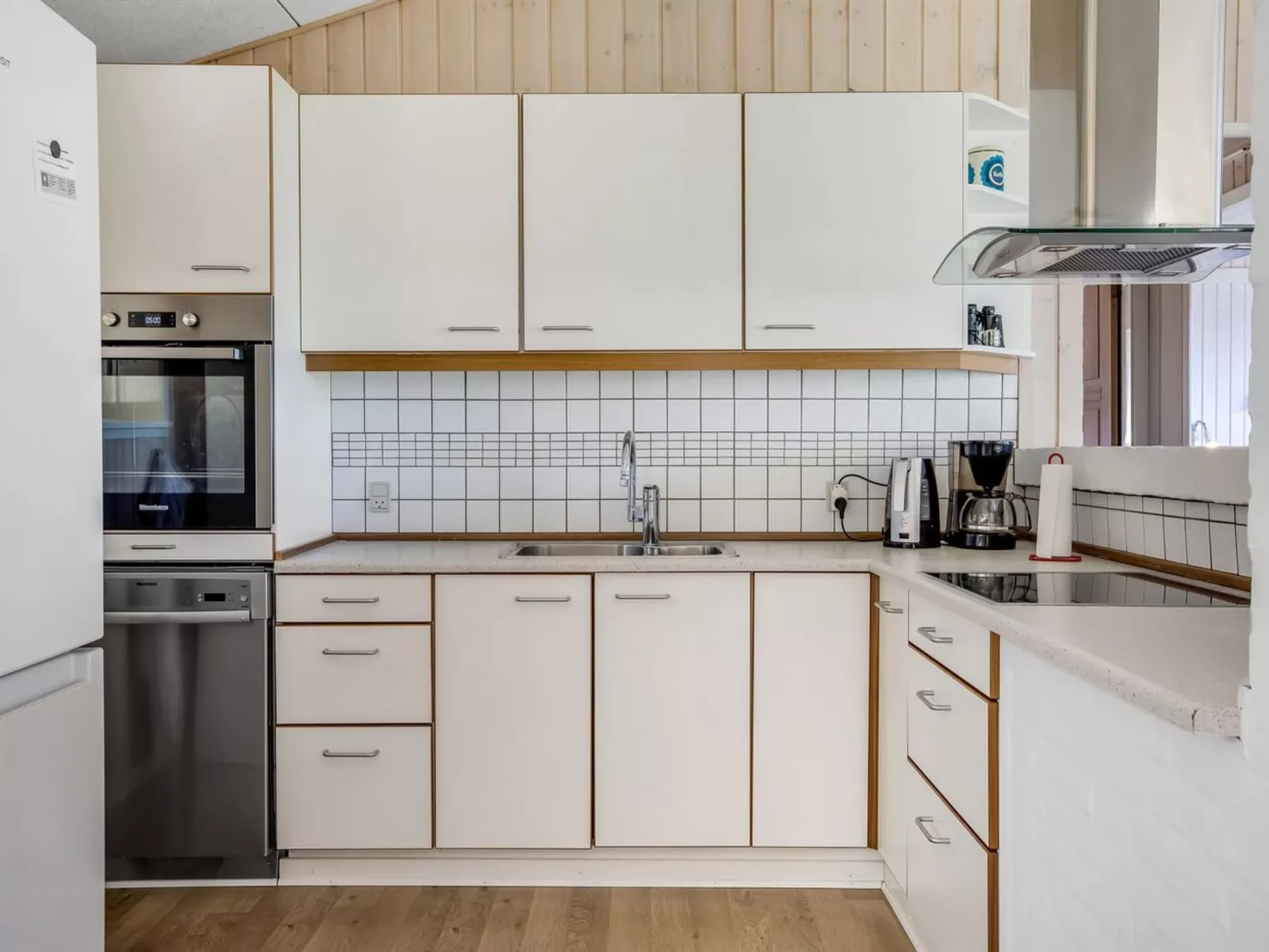 "Ephra" - 150m from the sea-Binnen