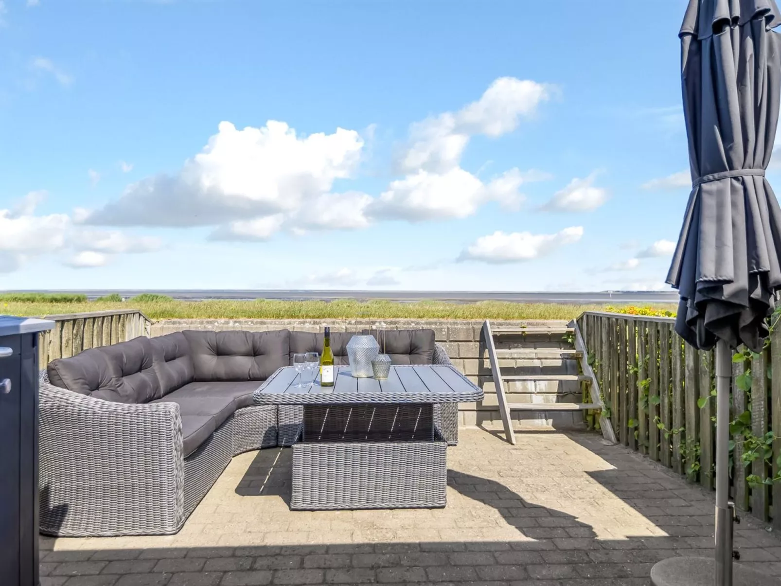 "Kjera" - 2.4km from the sea-Buiten