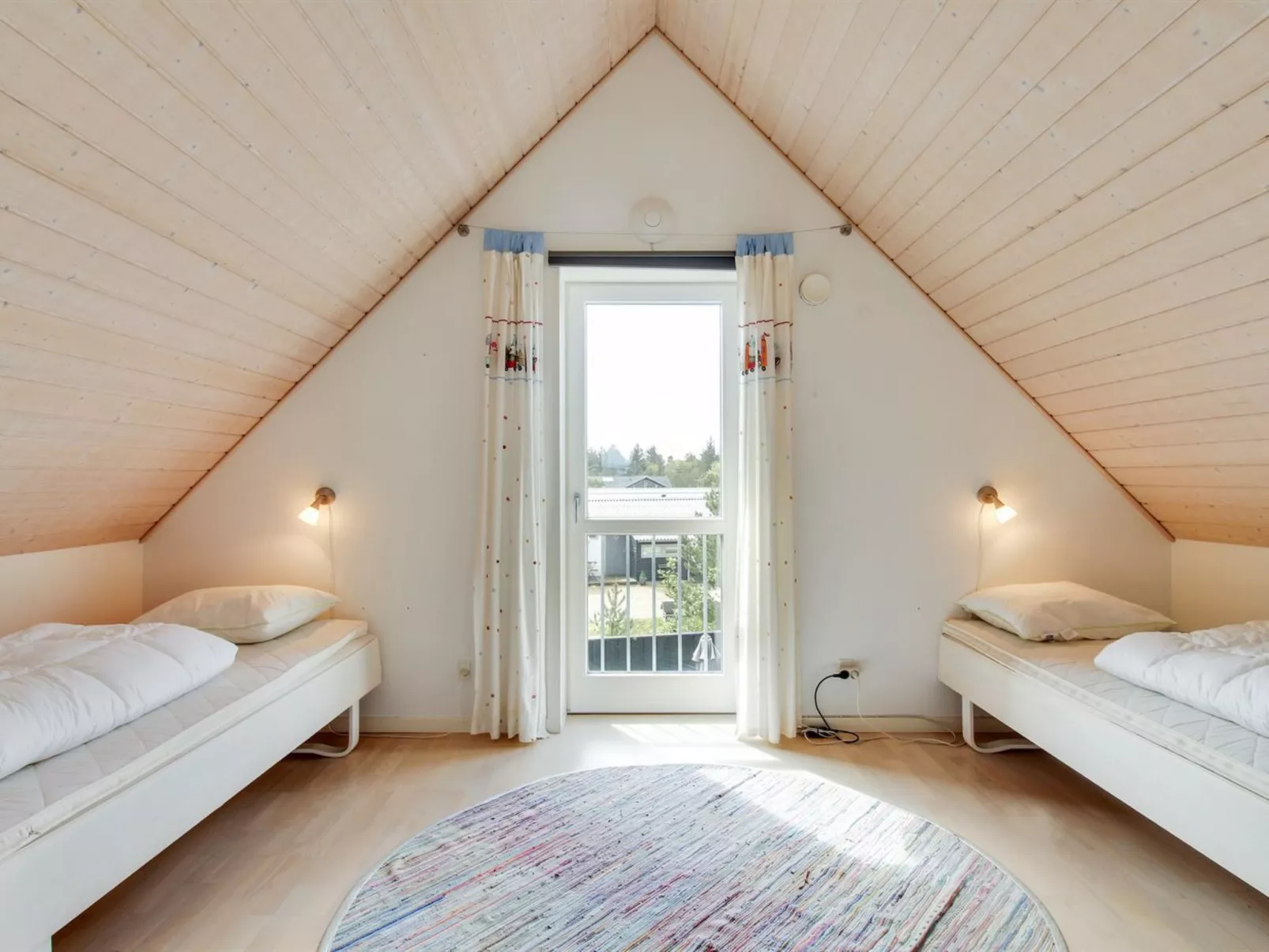 "Lucjan" - 800m from the sea-Binnen