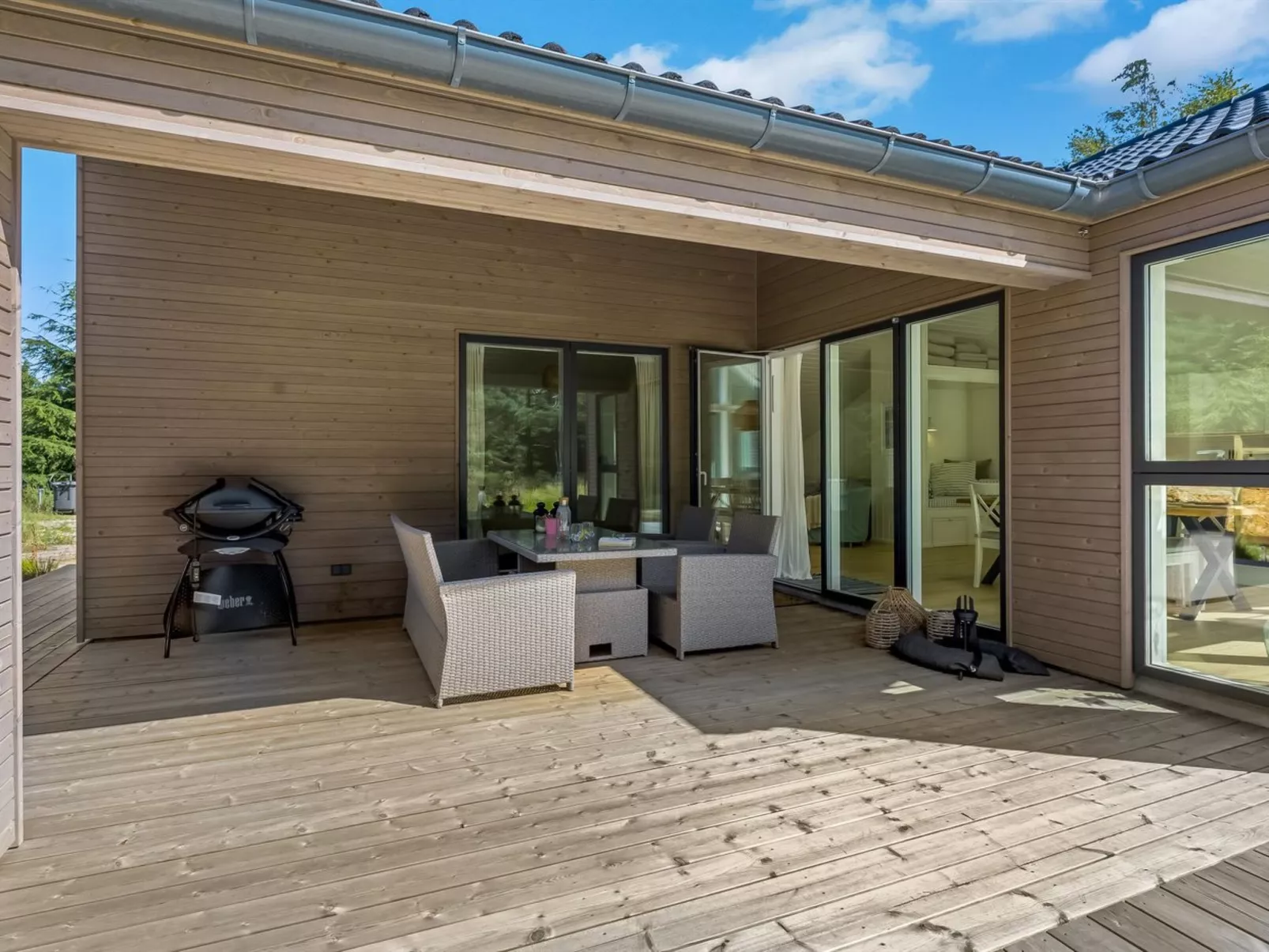 "Aarthi" - 575m from the sea