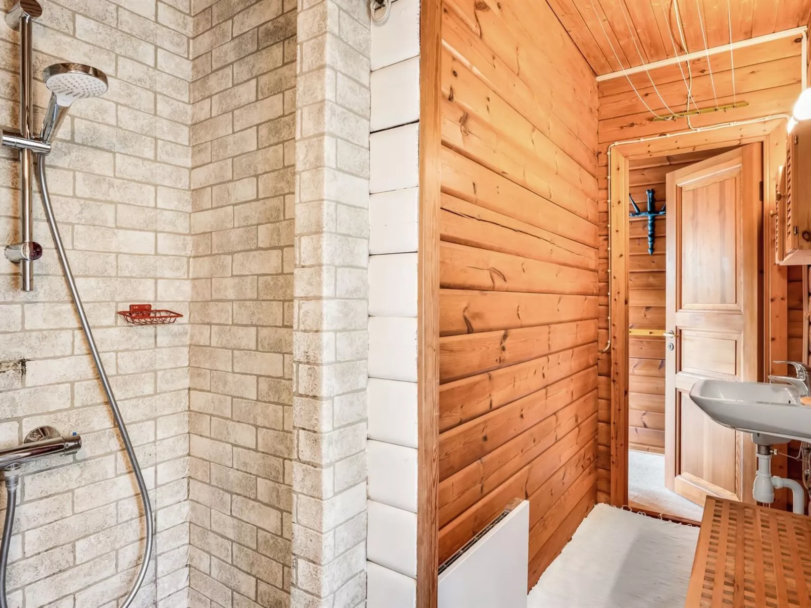 "Cholena" - 1.5km from the sea-Binnen