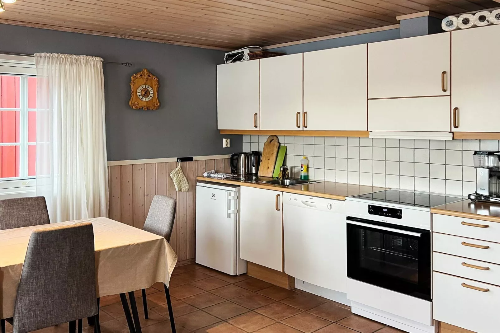 Zeezicht met boten en vissen-Buitenlucht