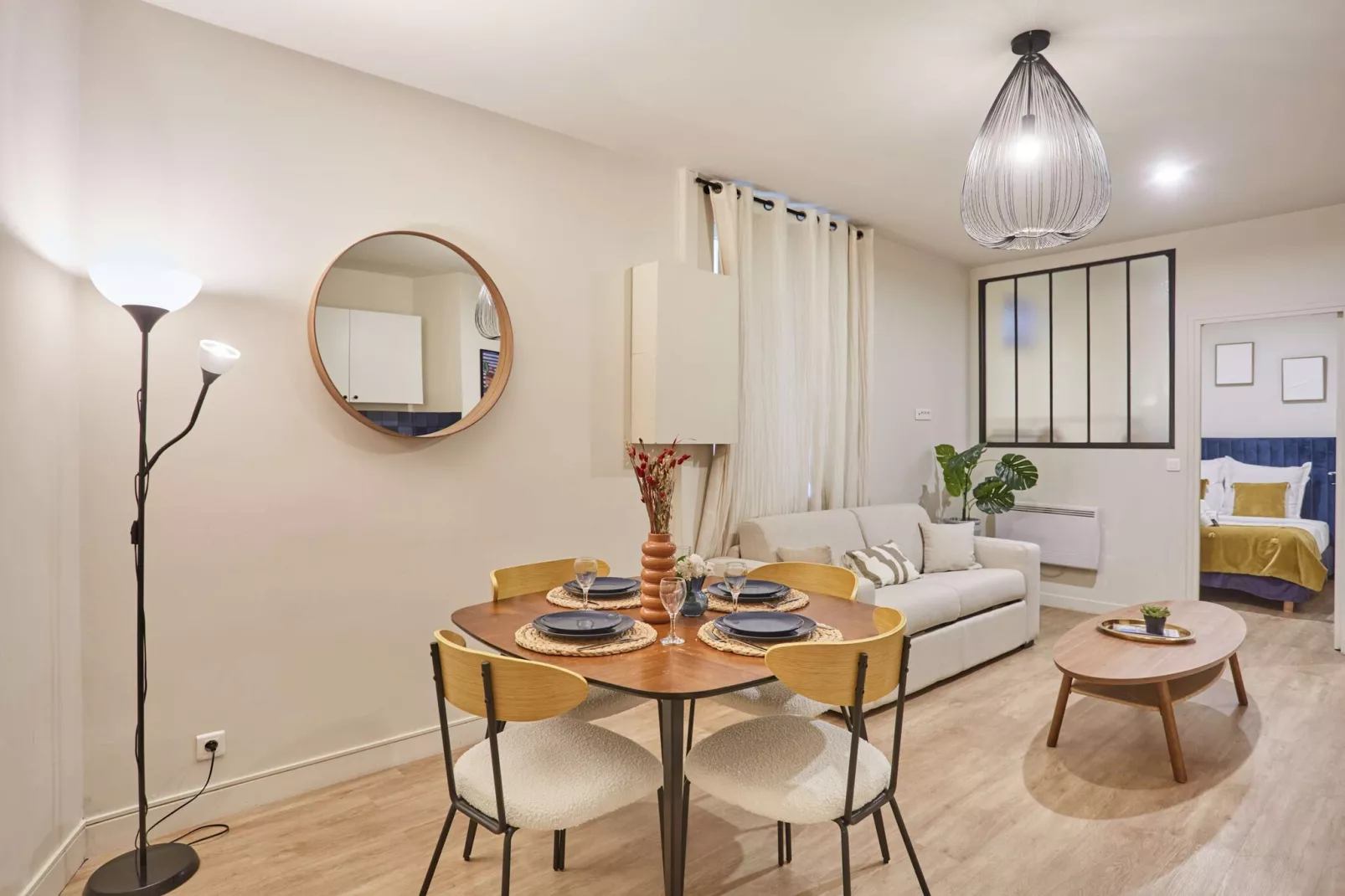 JEAN MOULIN NEW-Niet-getagd