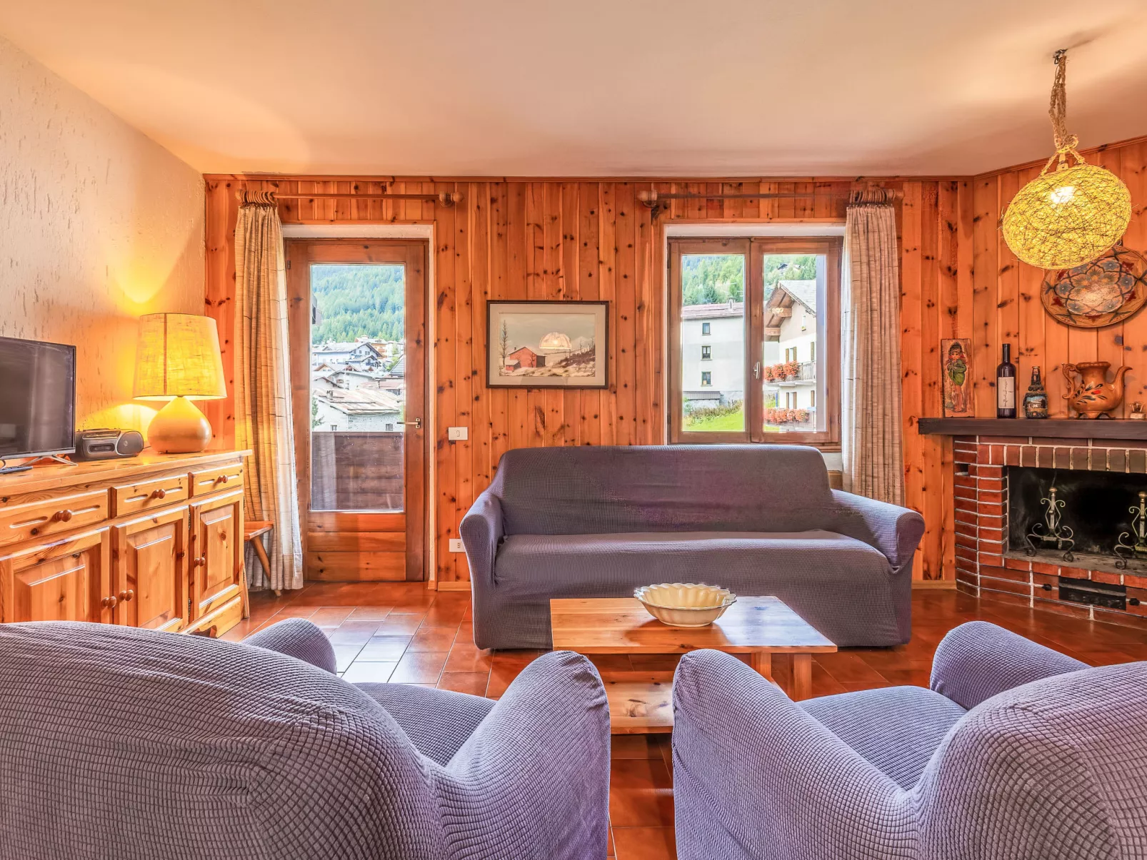 Oga Mountain Home-Binnen