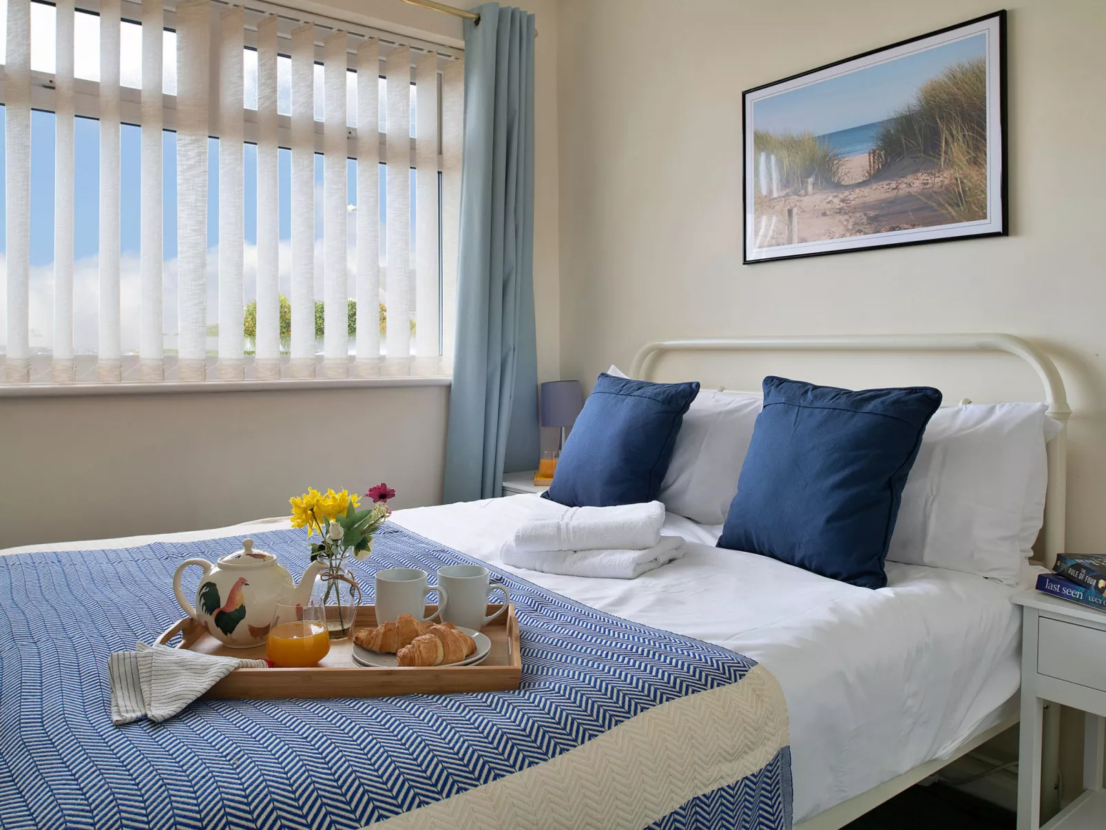 37 Bro Enddwyn-Binnen