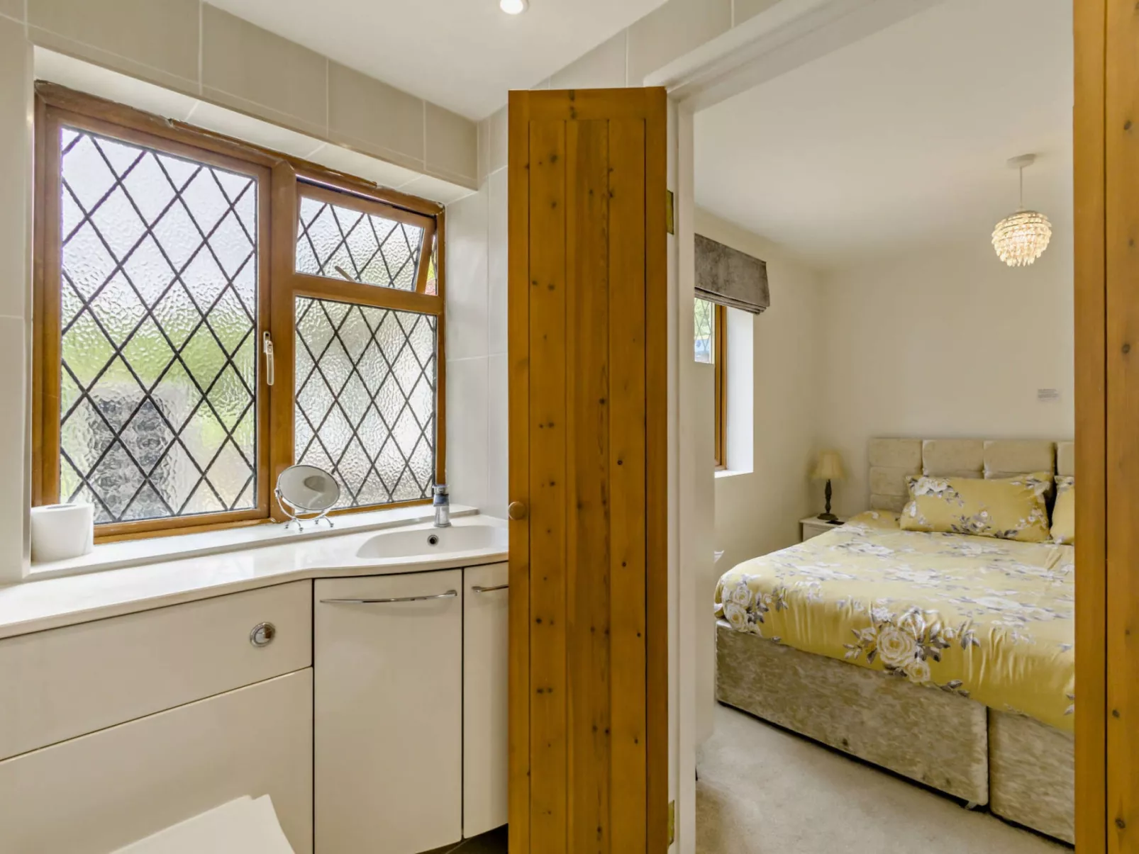 The House at No. 47-Binnen