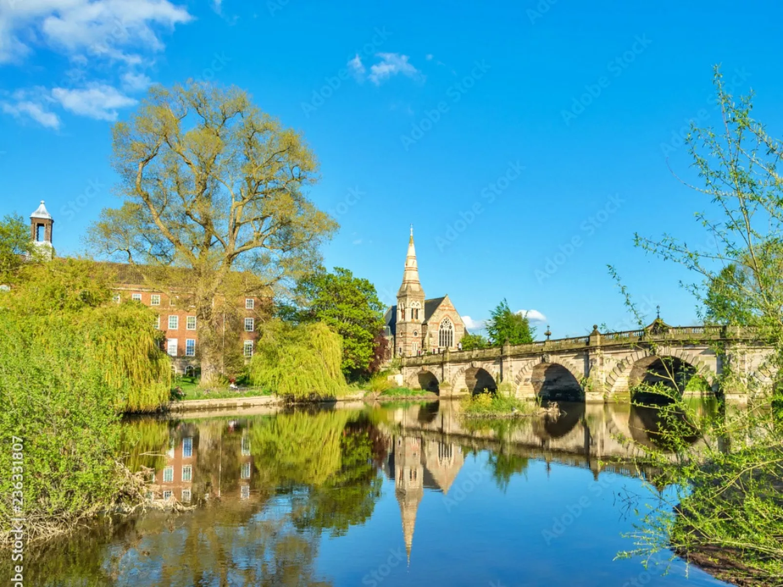 Shepherd's Lodge at Morrells Wood-Buiten