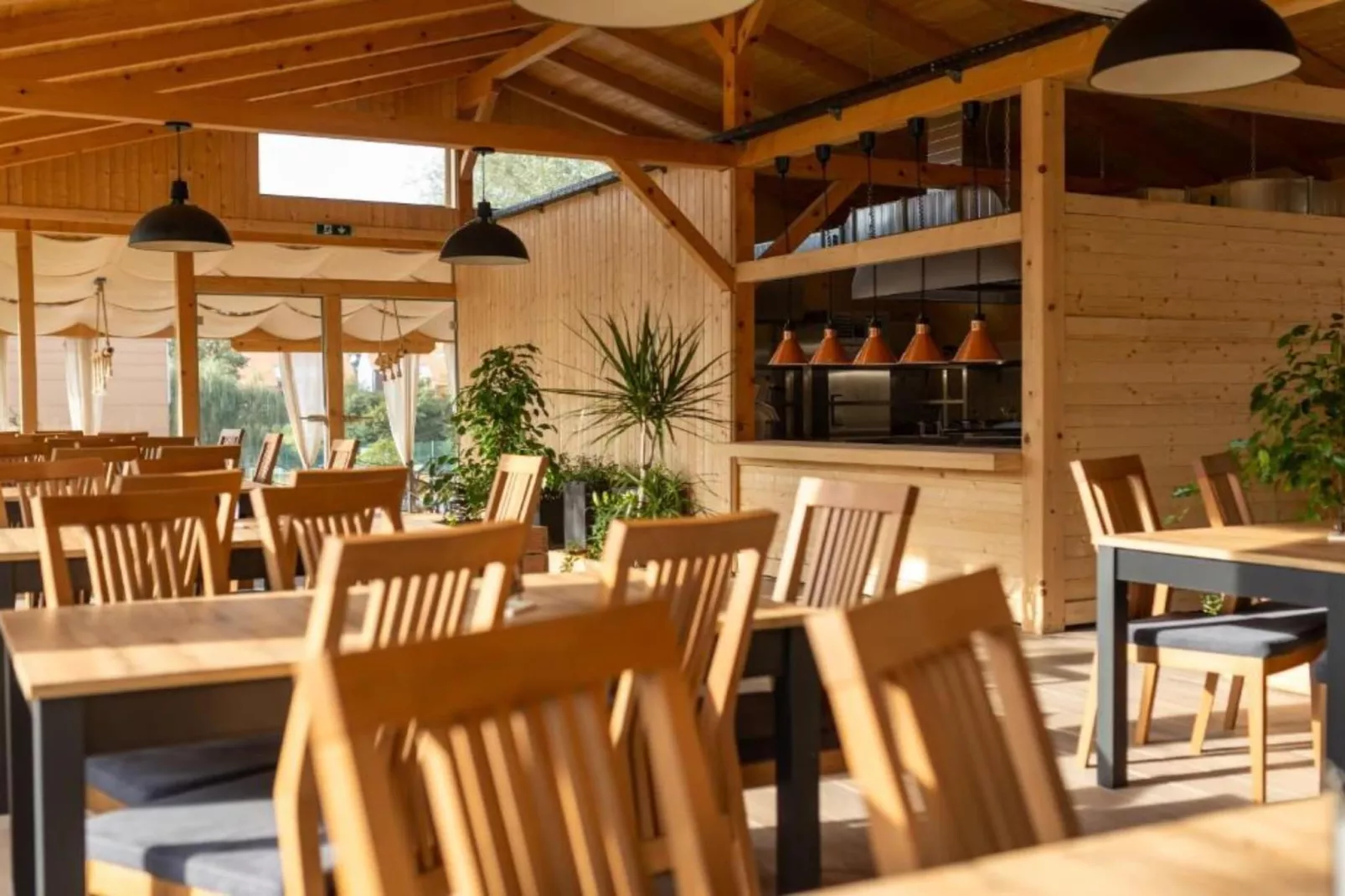 Halicanum Glamping Peaceful Retreat Resort 2 - Eetkamer