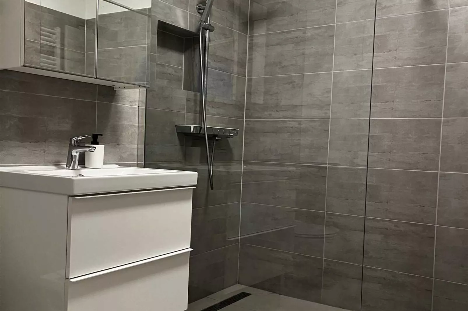 Zagreb Center Apartments - One Bedroom Apartment-Badkamer