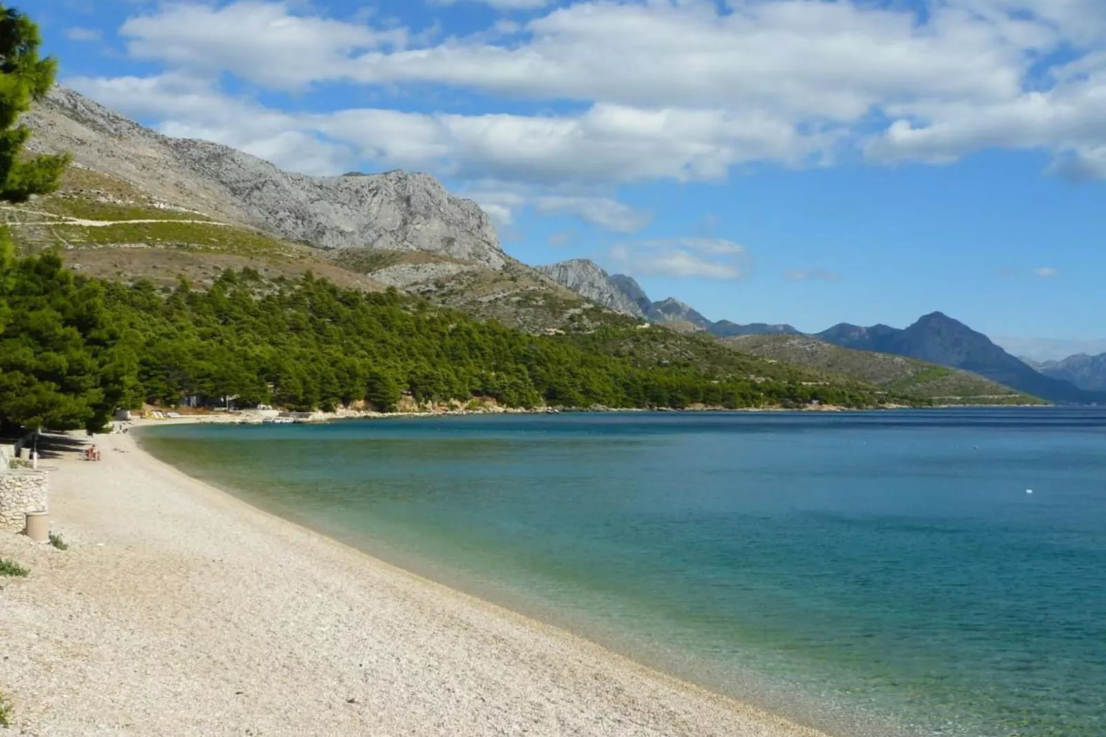 Hotel Pansion Villa Antonio - Two Bedroom Suite with Balcony and Garden View 17-Sfeer