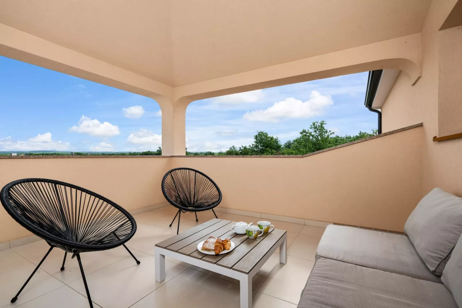 Holiday Home Mlačić - Three Bedroom Holiday Home with Pool-Eetkamer