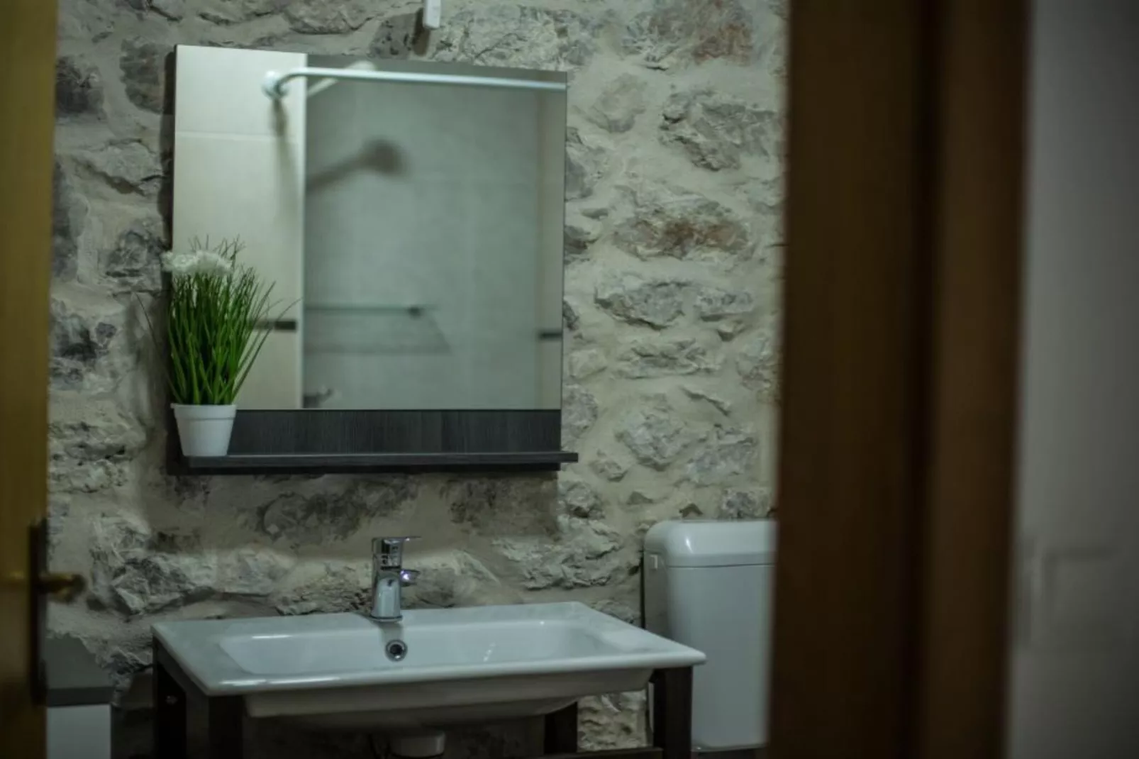 Apartments Stone House Murter - Two Bedroom Apartment with Balcony-Badkamer