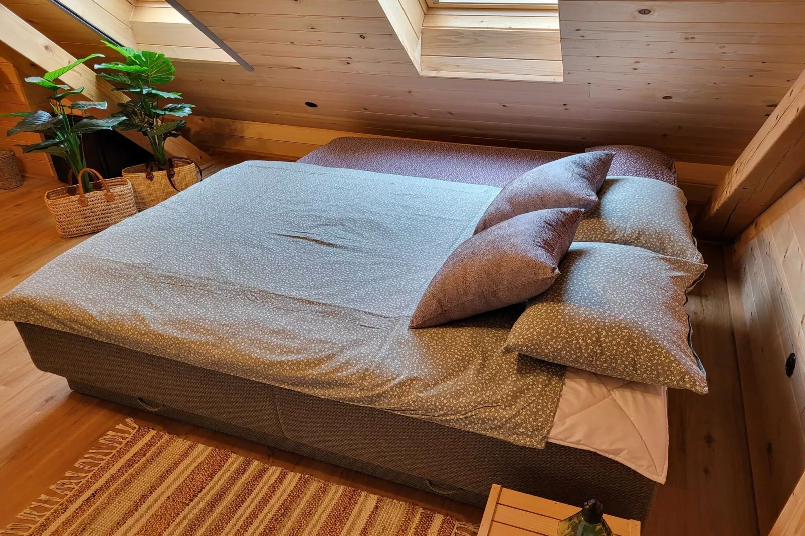 Echo Valley Hillside Holiday Home with Sauna - Two Bedroom Holiday Home with Sauna-Slaapkamer