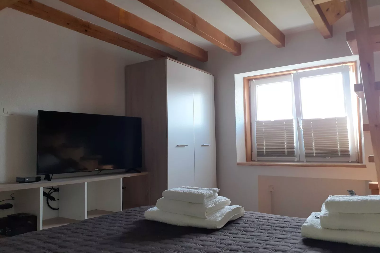 Secluded Authentic Apartment with Terrace - Studio Apartment with Terrace