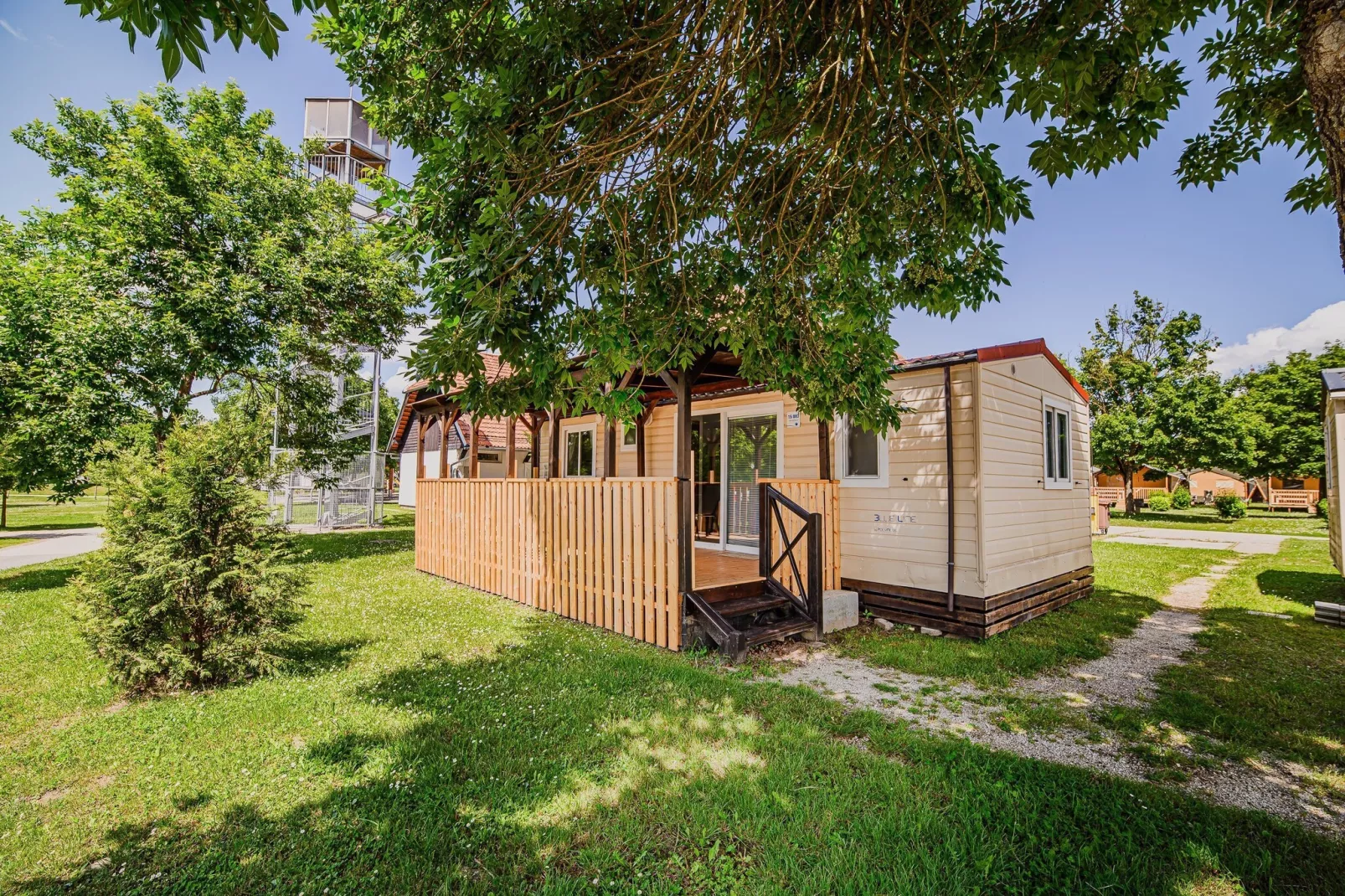 Waterside Retreat Mobile Homes with Thermal Riviera Tickets - Three Bedroom Mobile Home with Lake View  (owner 3)-Buitenlucht