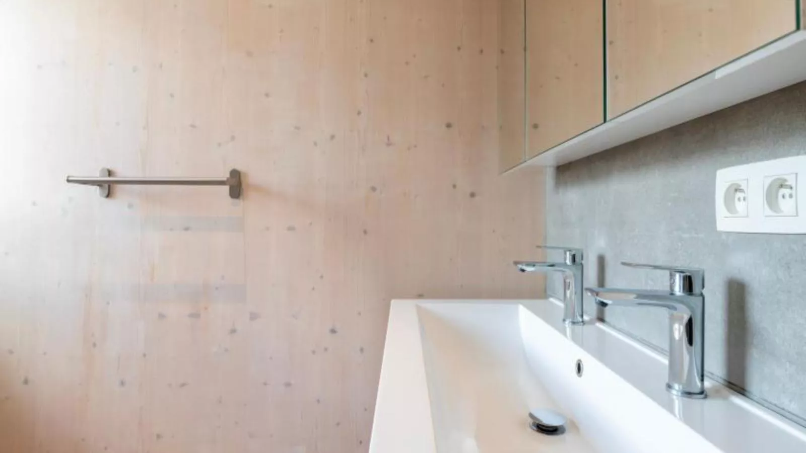 Kruiers Eco Lodge-Badkamer