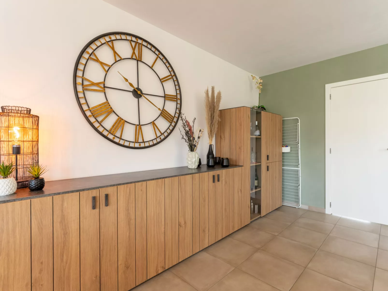 Casa Pepino in quiet cul de sac-Binnen