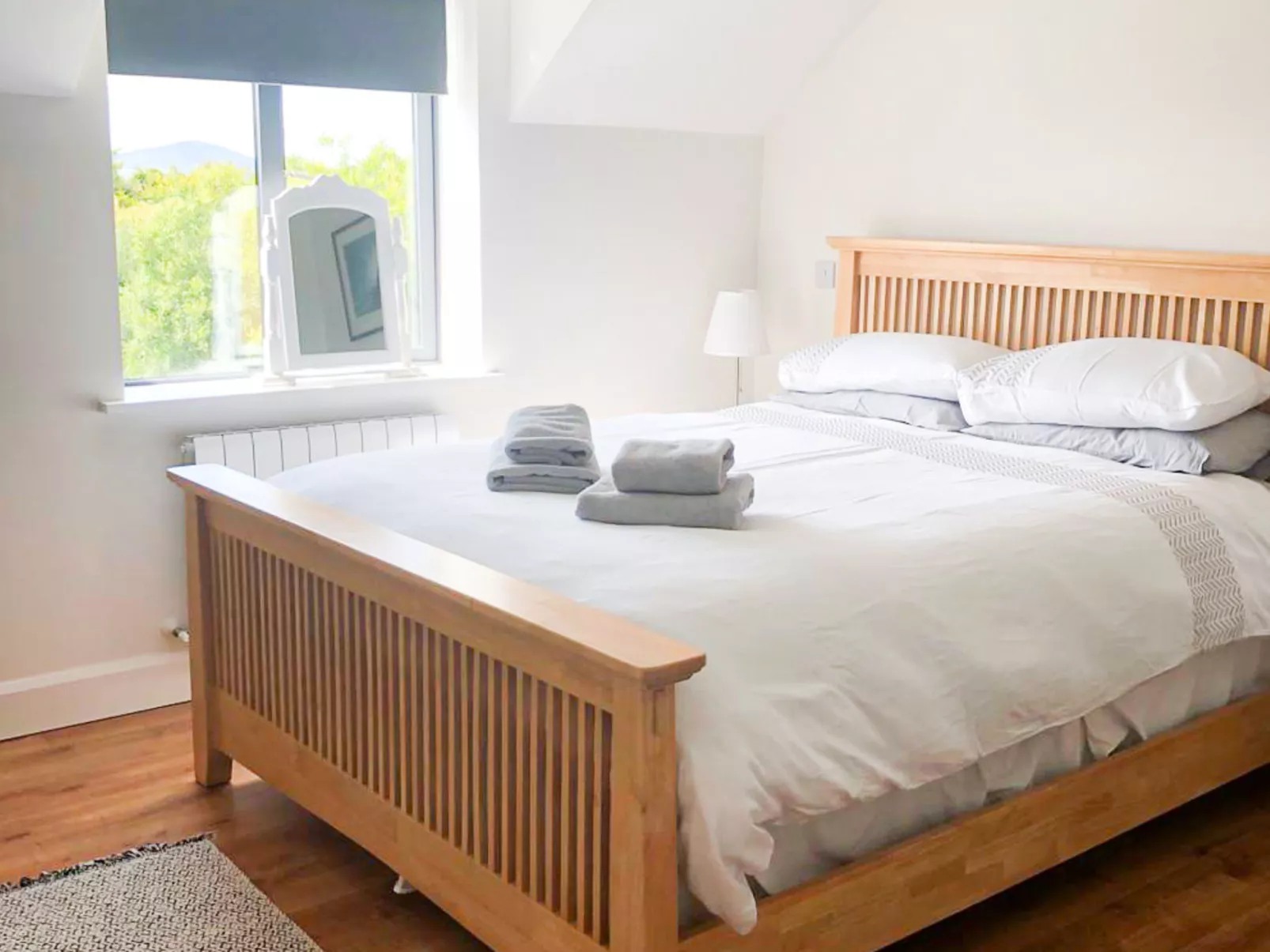 Bell View (TR3) Holiday Home Sheeps Head-Binnen