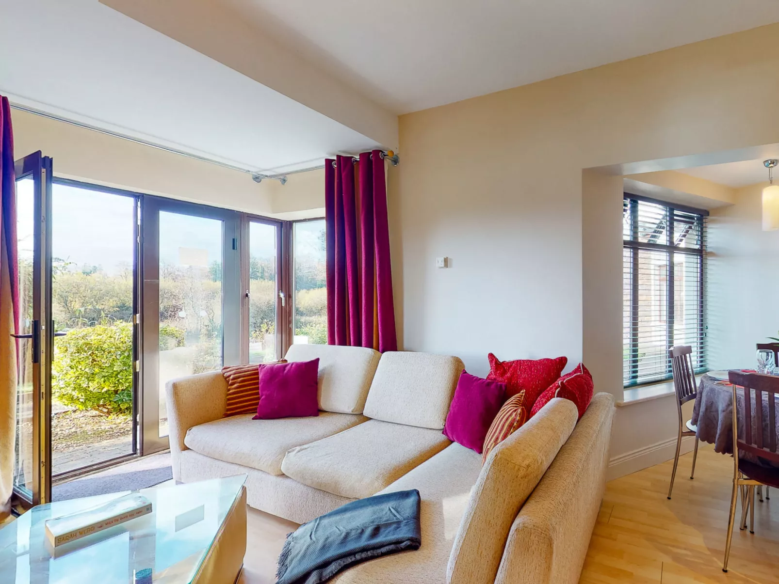 Grove Lodge No 5 (2 Bed)-Binnen