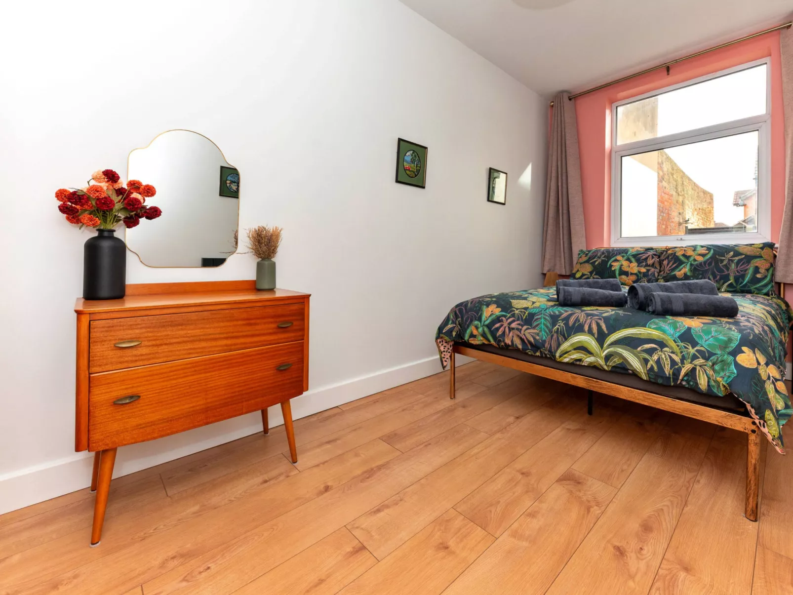 Sheila's Cottage-Binnen