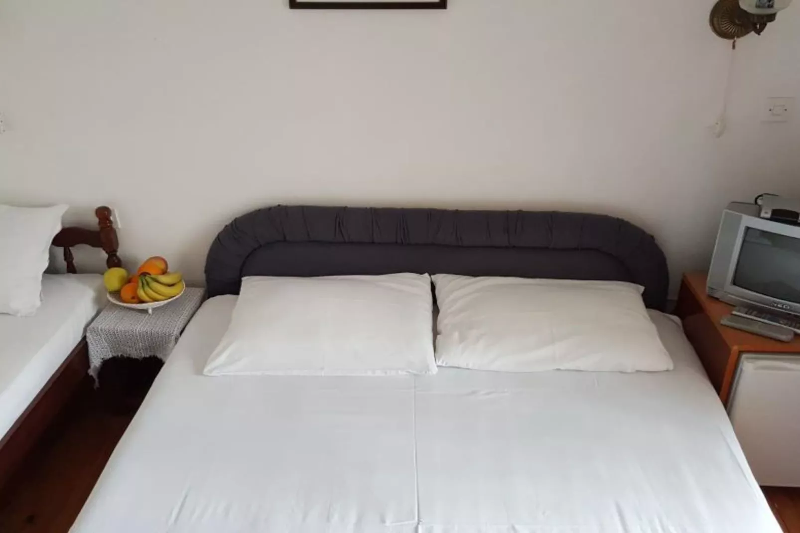 Comfortable Budva Rooms with Easy Access to Sveti Stefan - Triple Room 6-Slaapkamer
