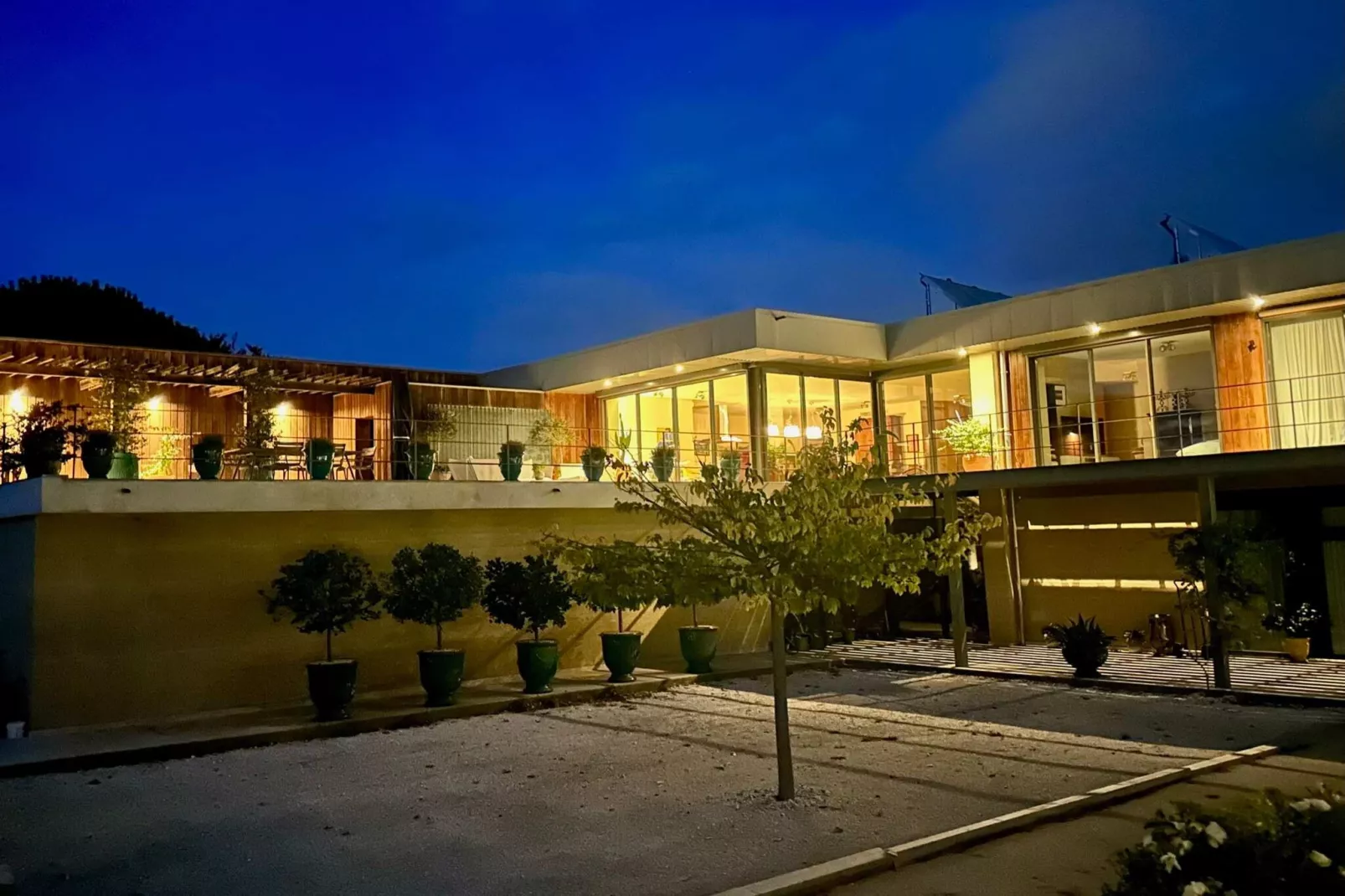 L' Olivette-Buitenkant zomer