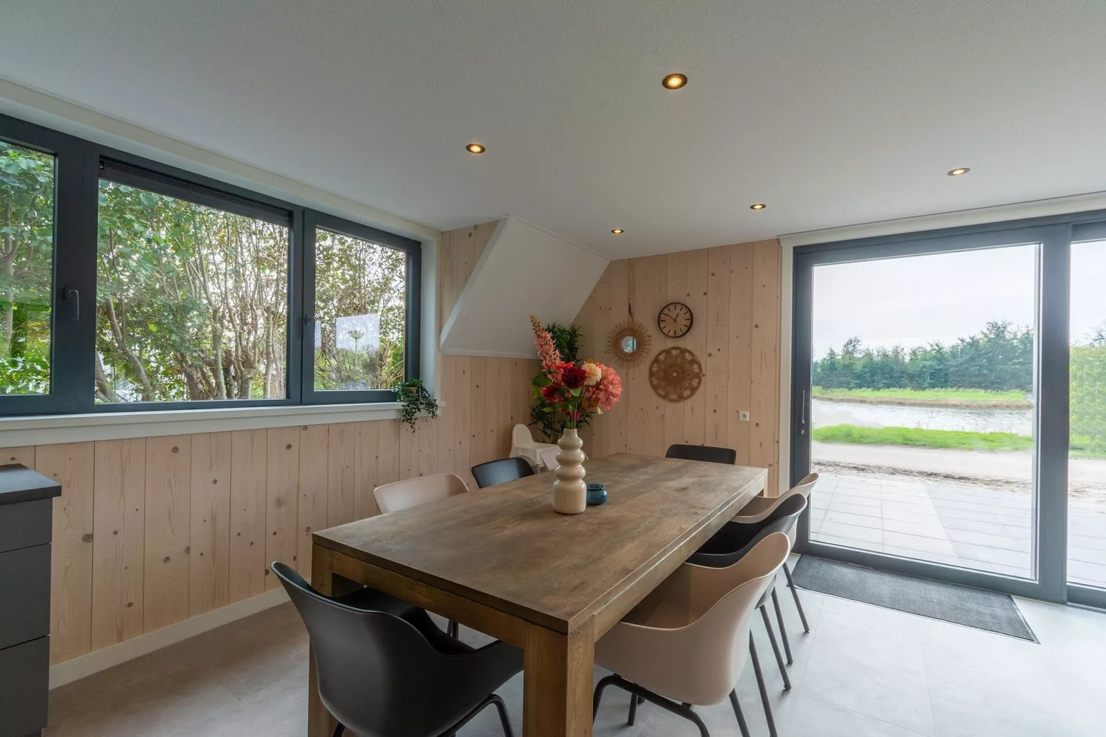 Sandepark 113-Eetkamer