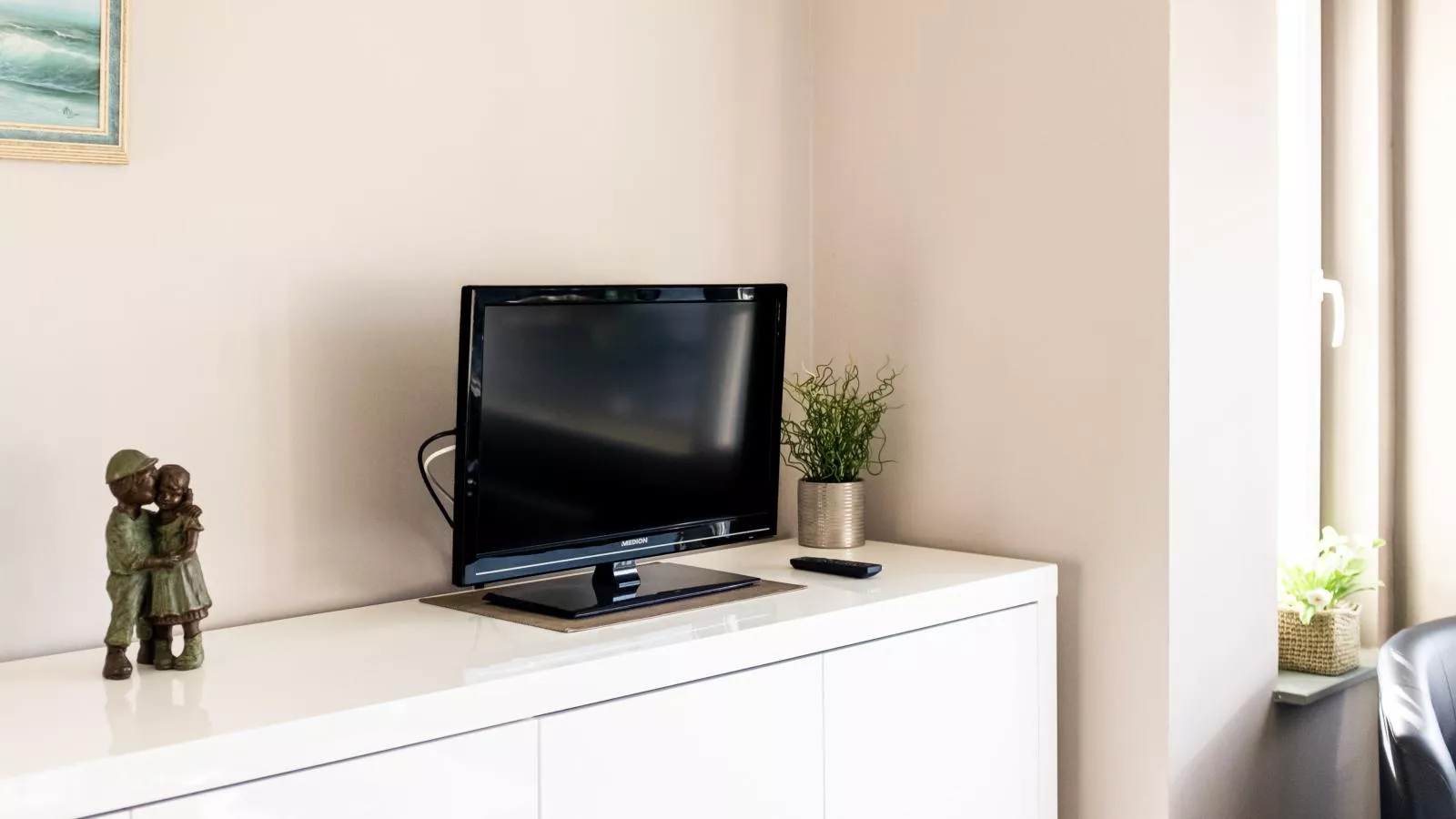 Les Trois Moineaux-Woonkamer