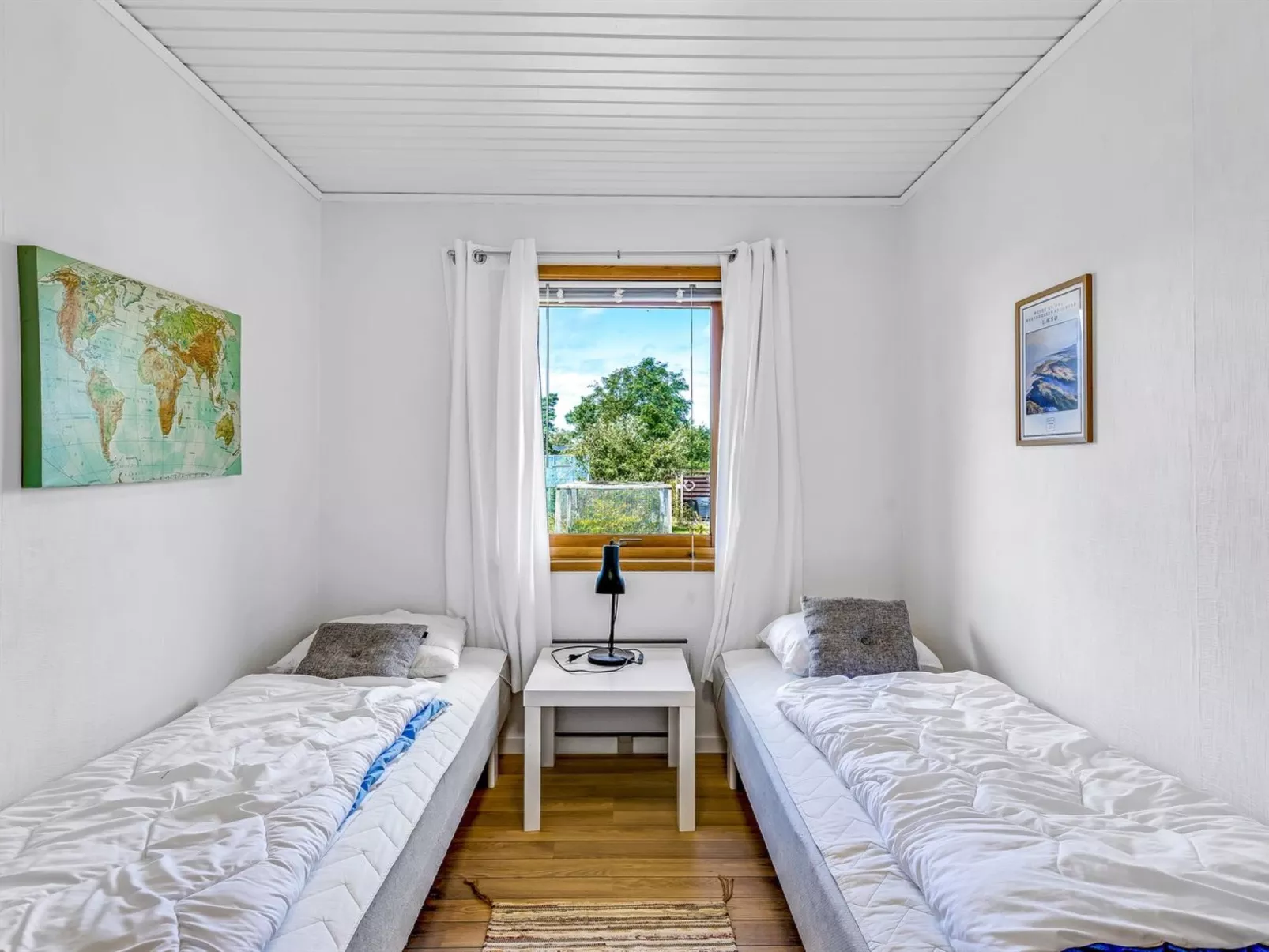 "Naema" - 500m from the sea-Binnen