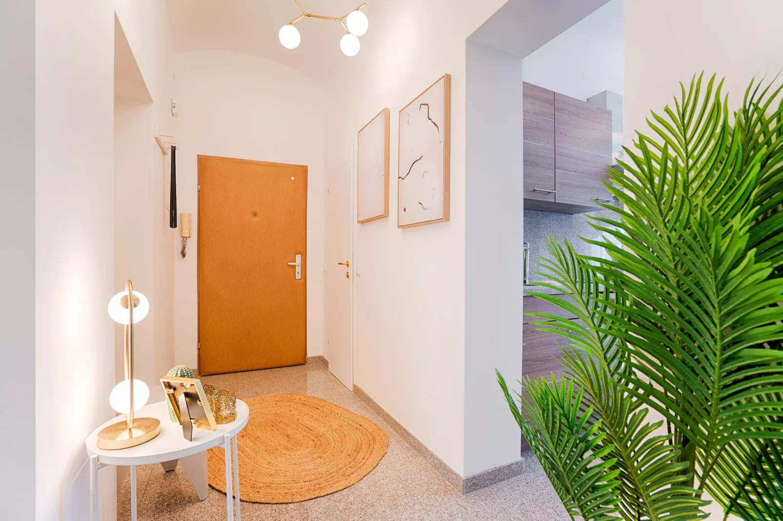 MG Top 6 Apartment 4P in Graz-Overloop