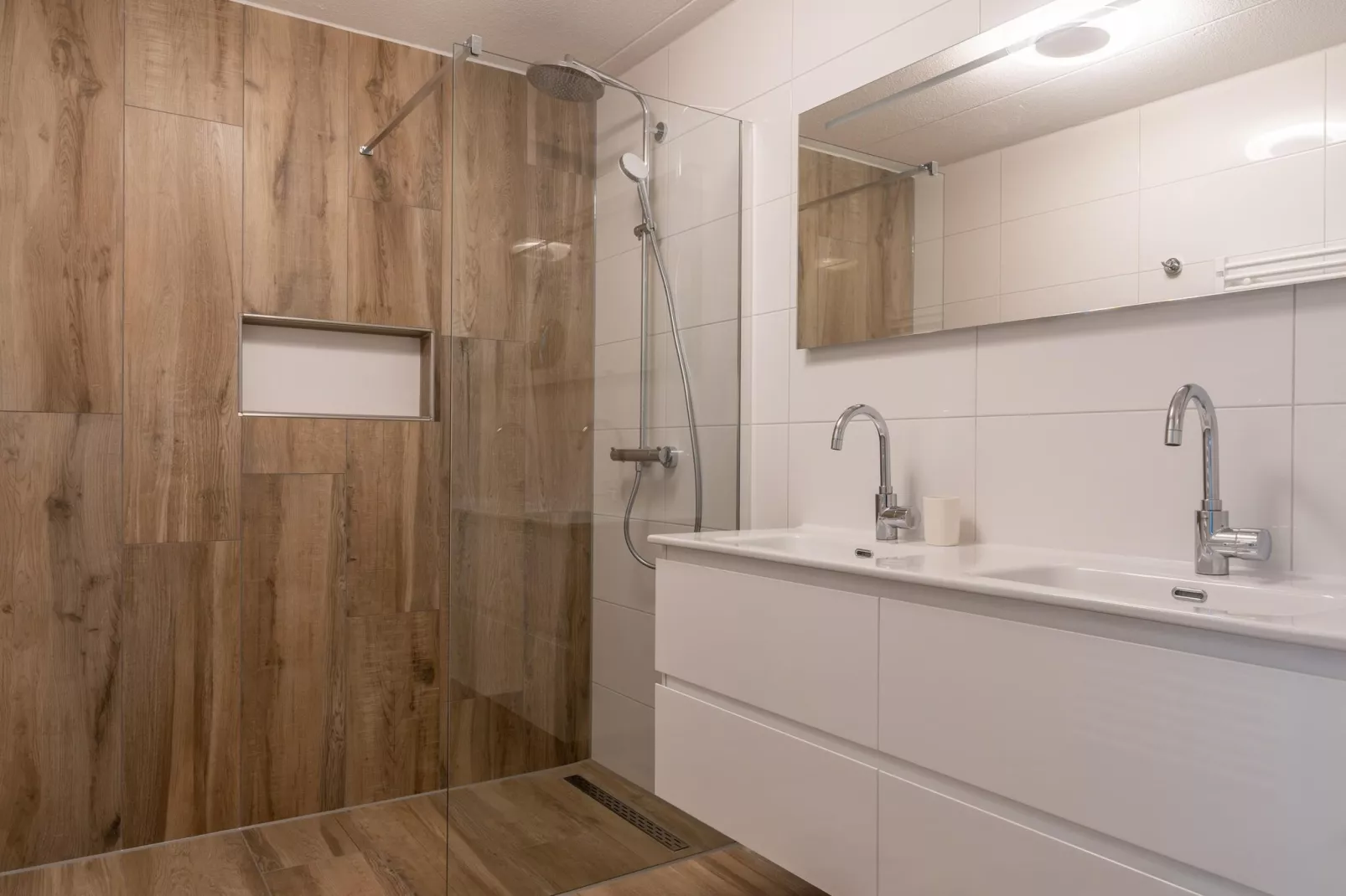 Juliana 056-Badkamer