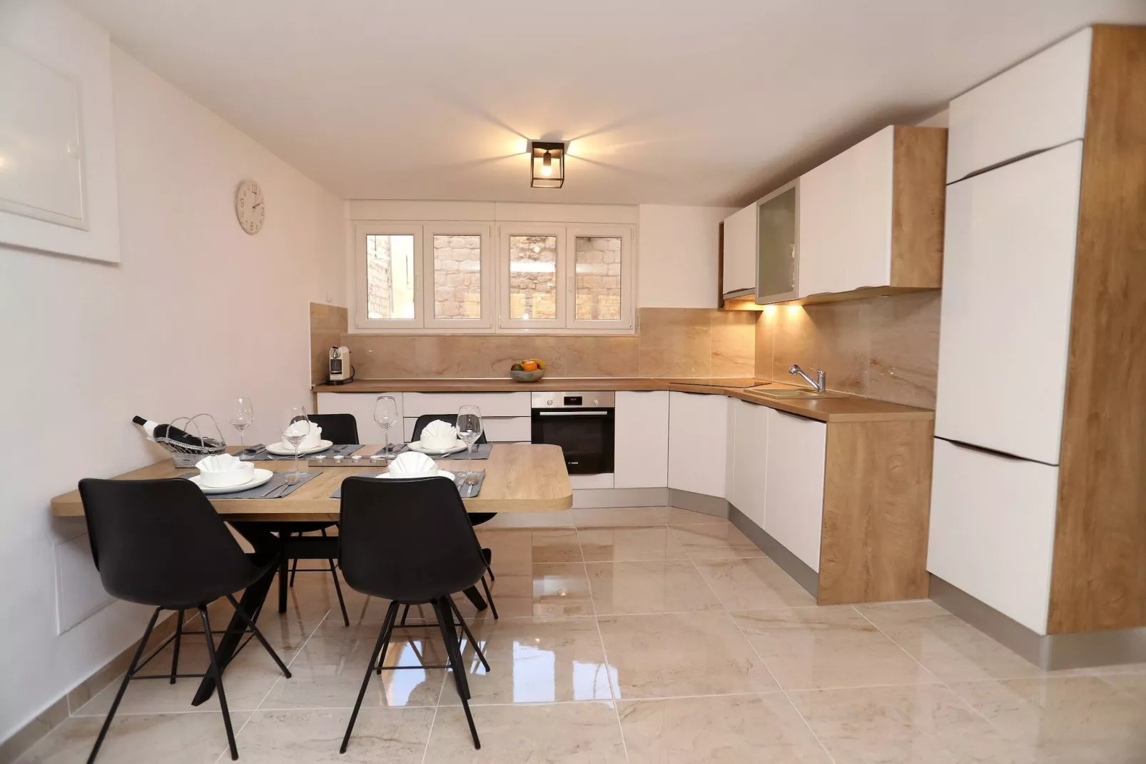 M Apartment Trogir-Keuken