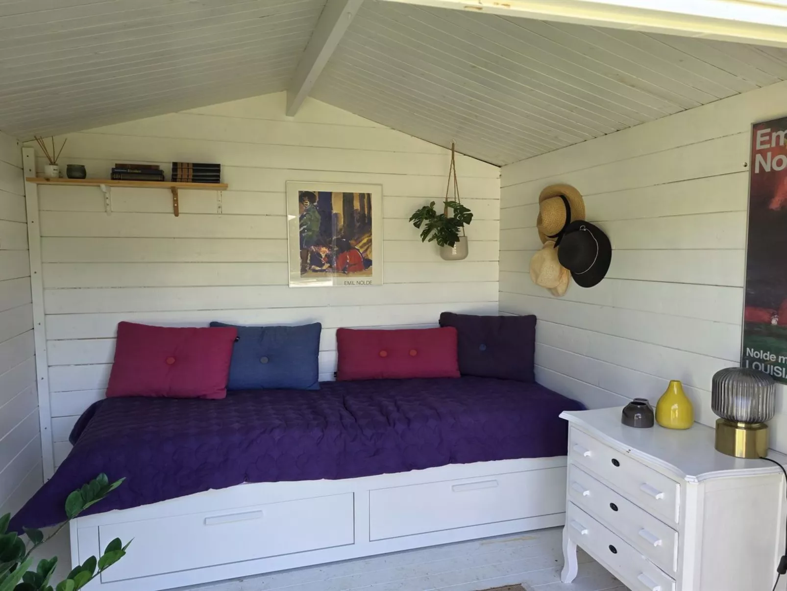 "Yvette" - 350m from the sea-Binnen