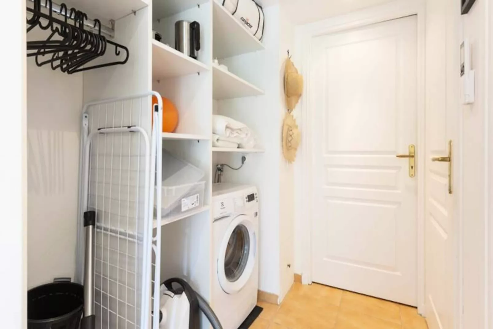 Résidence 2 Pi&egrave;ces Au Cap D&rsquo;antibes Avec Parking&ndash; &agrave; 300m Des Plages De La Garoupe-Niet-getagd