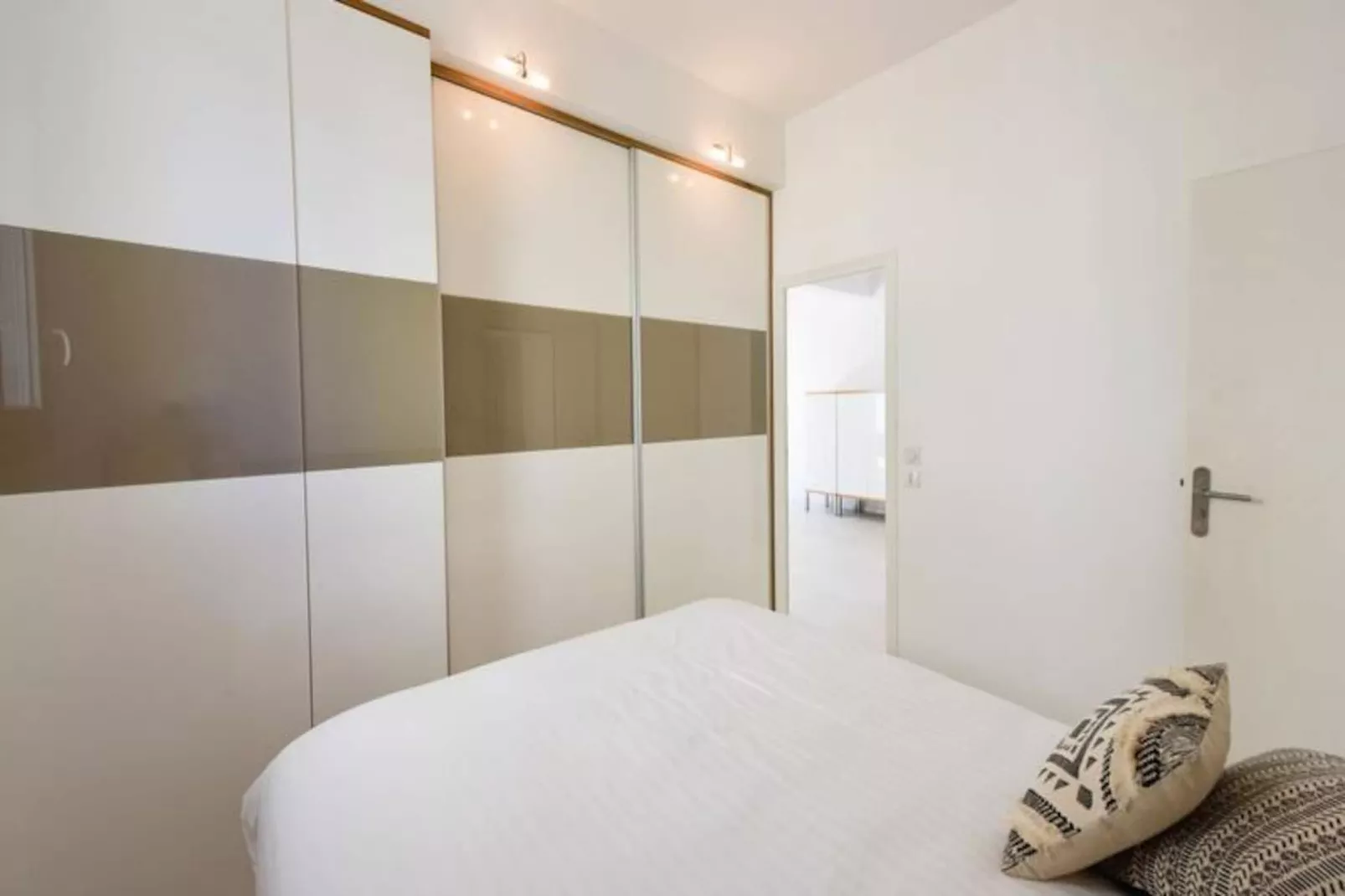 Résidence Rez-de-jardin, Plages à Pied Et Garage-Niet-getagd