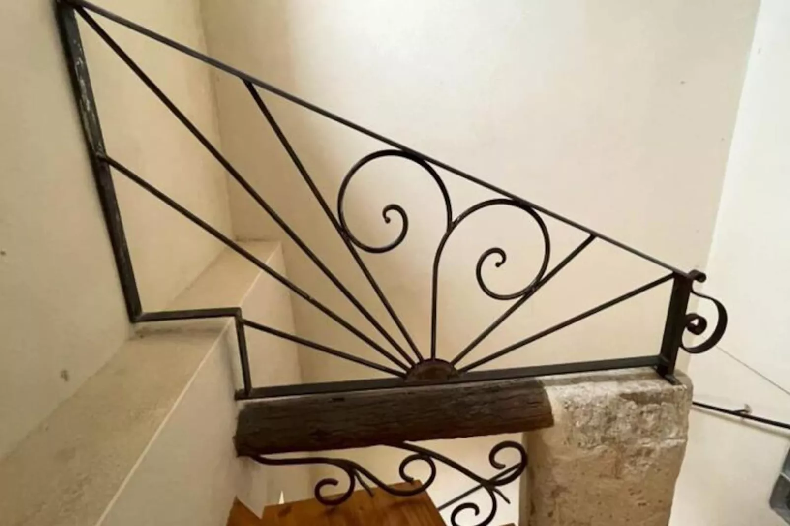 Maison Cosy Lodge, 15 P, Clim, Wifi, Cour, Garage-Niet-getagd