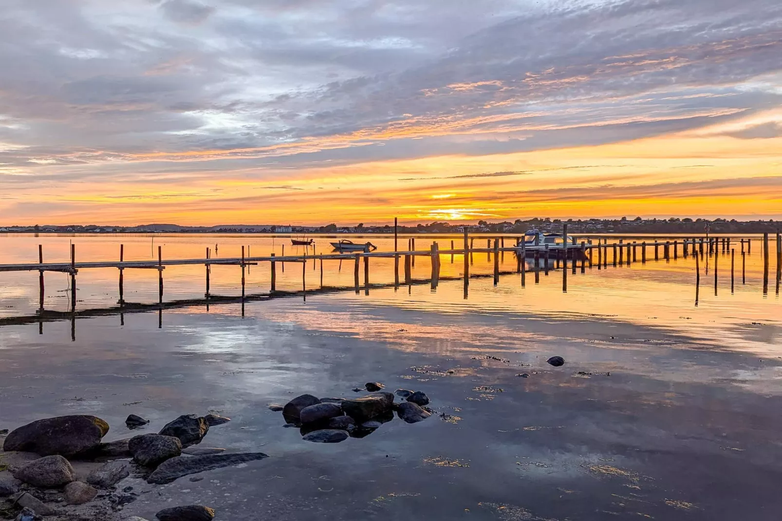 Panoramisch Strandtoevluchtsoord-By Traum-Waterzicht