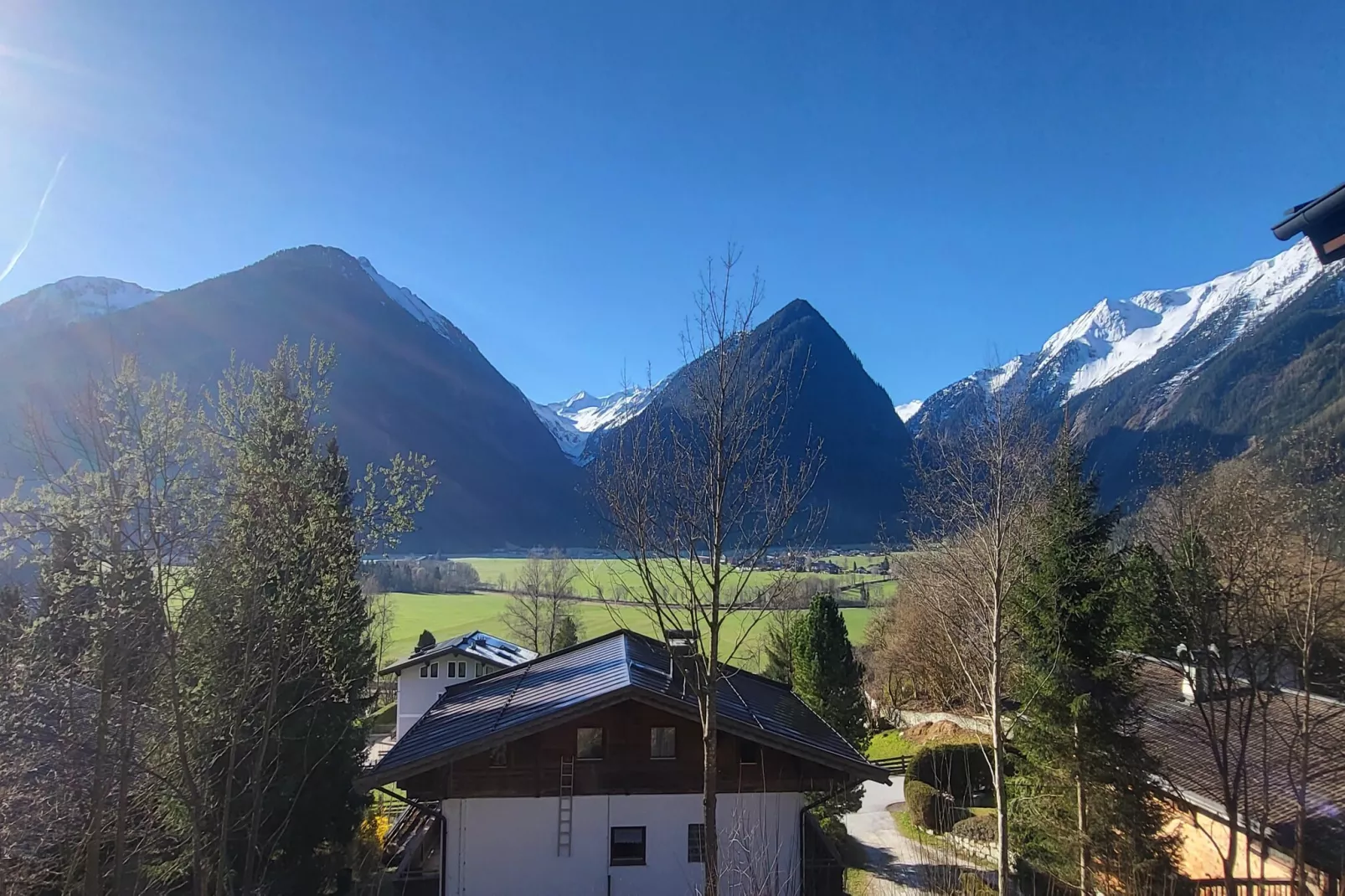 Appartement Tauernfenster-Uitzicht zomer