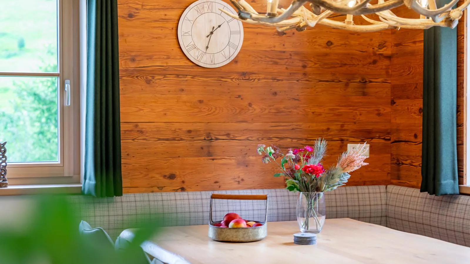 Sperlingnest-Eetkamer