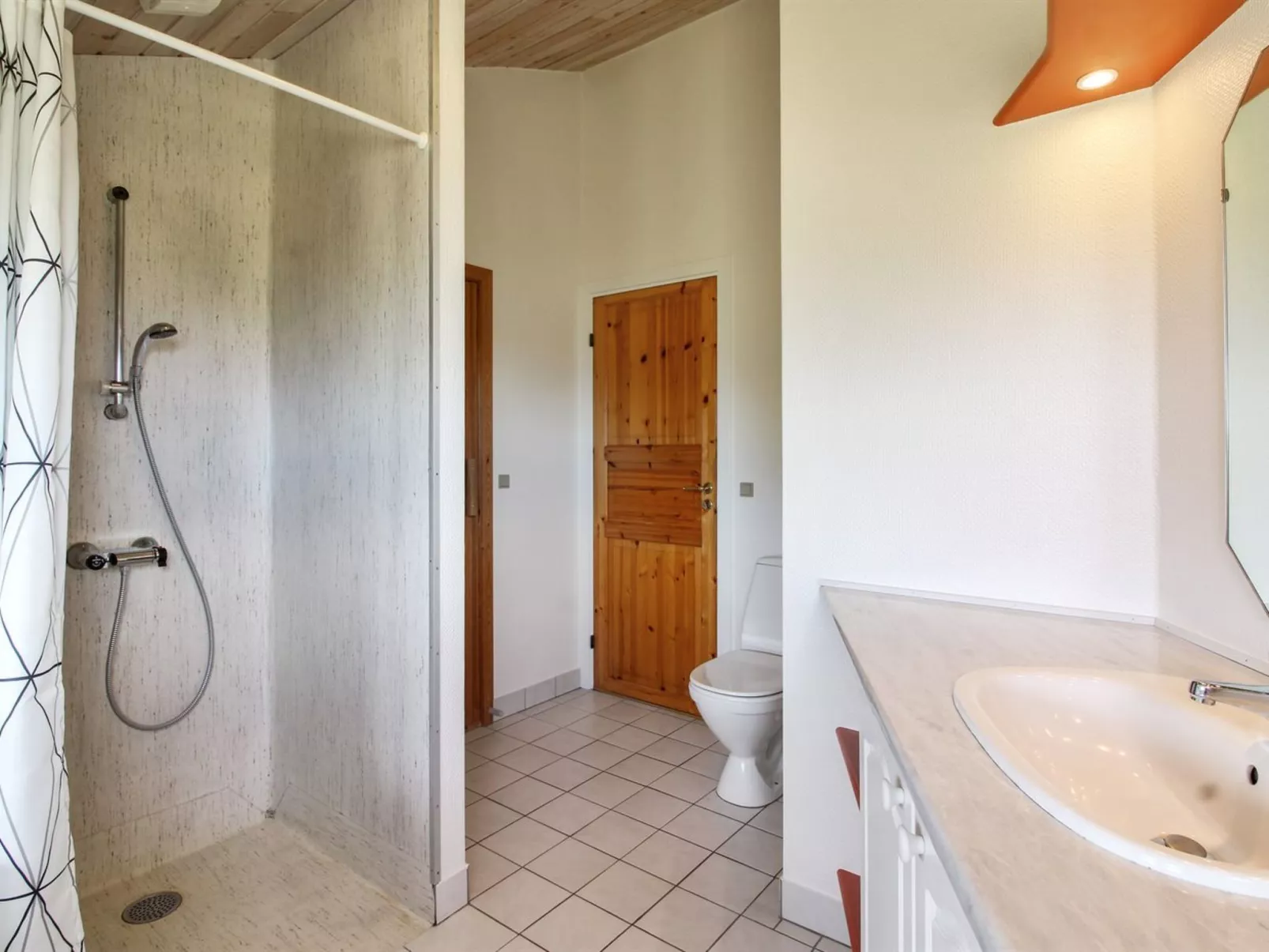 "Fanni" - 460m from the sea-Binnen