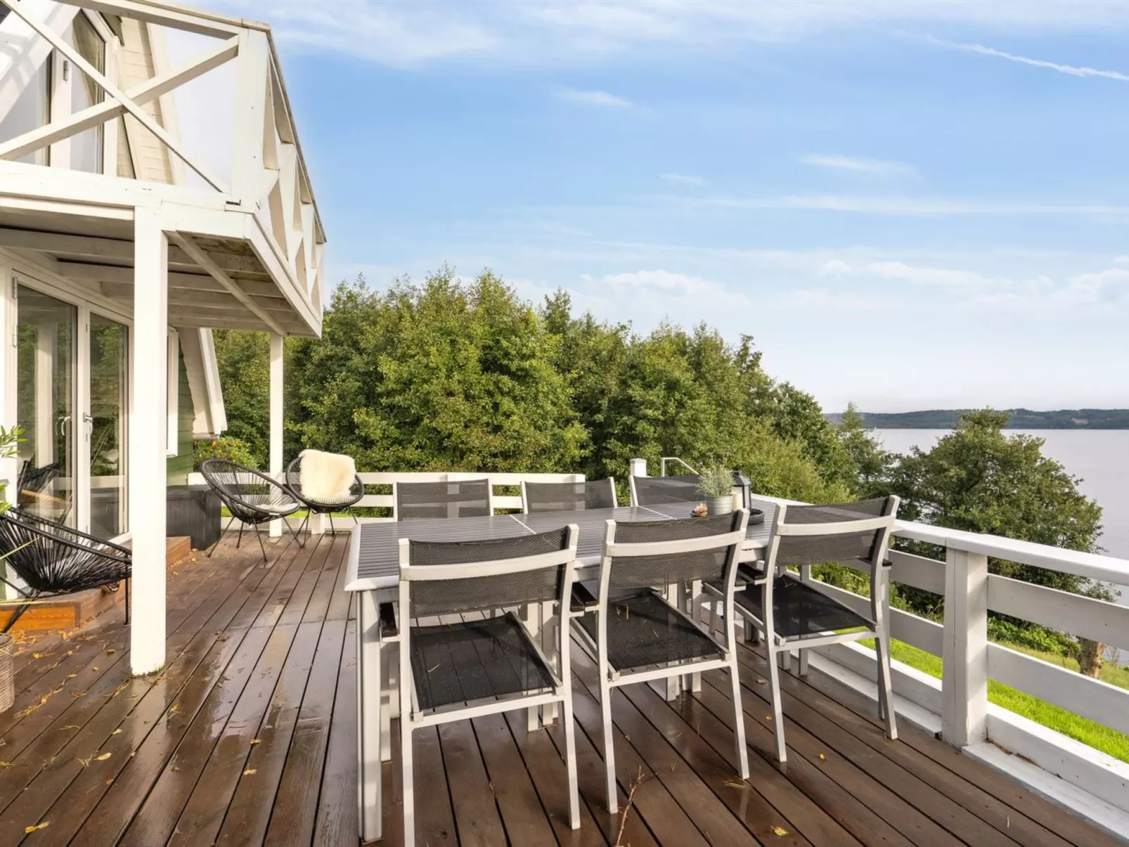 "Fifi" - 10m to the fjord-Buiten