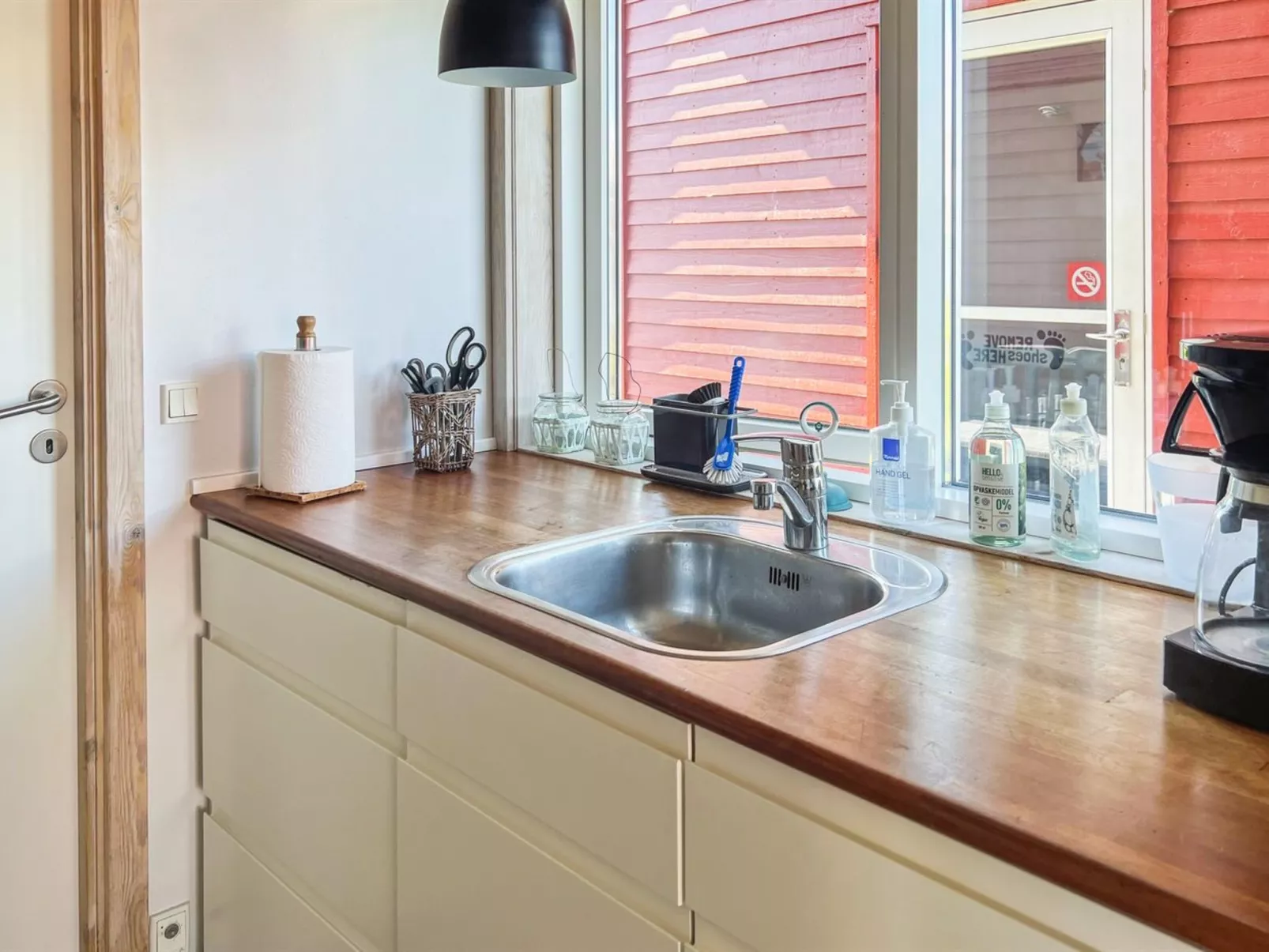 "Carlie" - 2.8km from the sea-Binnen