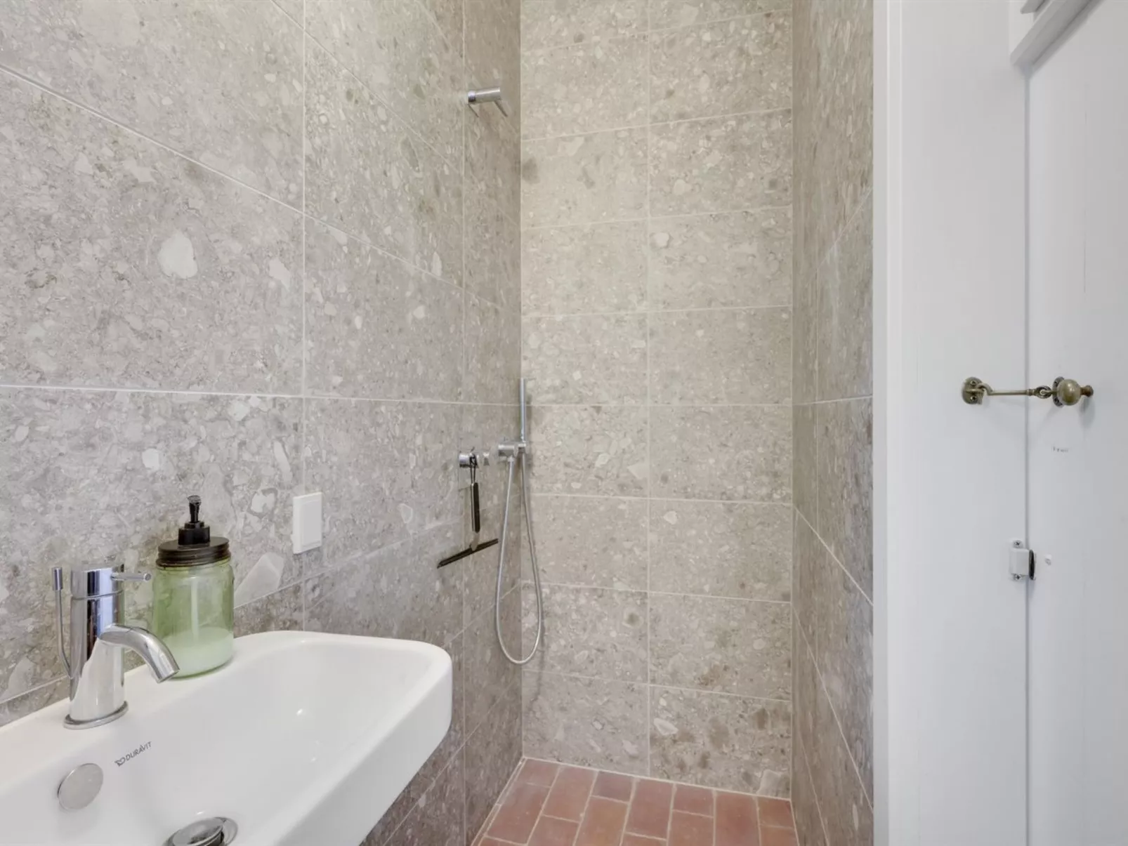 "Venko" - 2.6km from the sea-Binnen